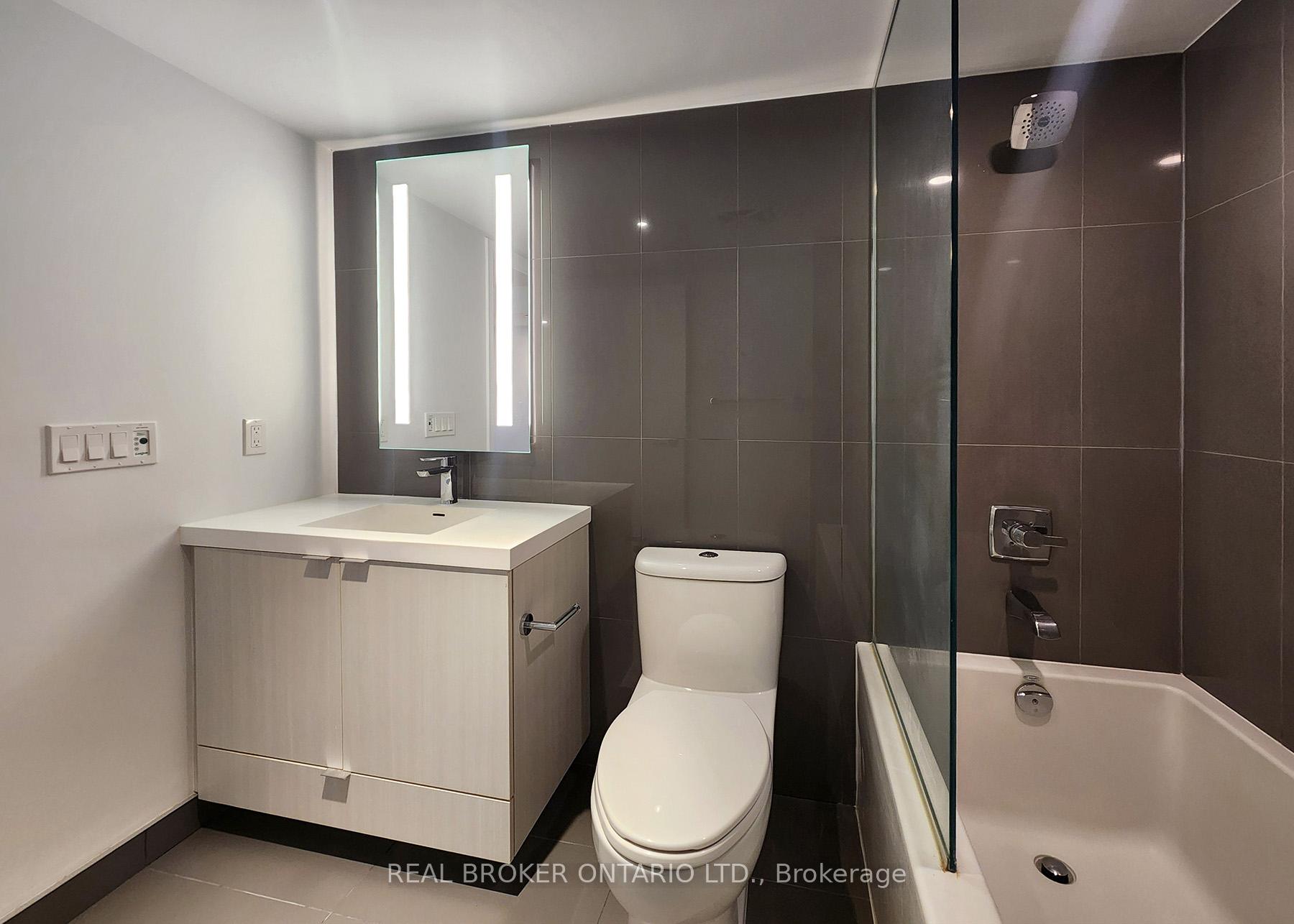 Photo 18 of Unit 1805, 575 Bloor Street E, Toronto, North St. James Town — HOMEH