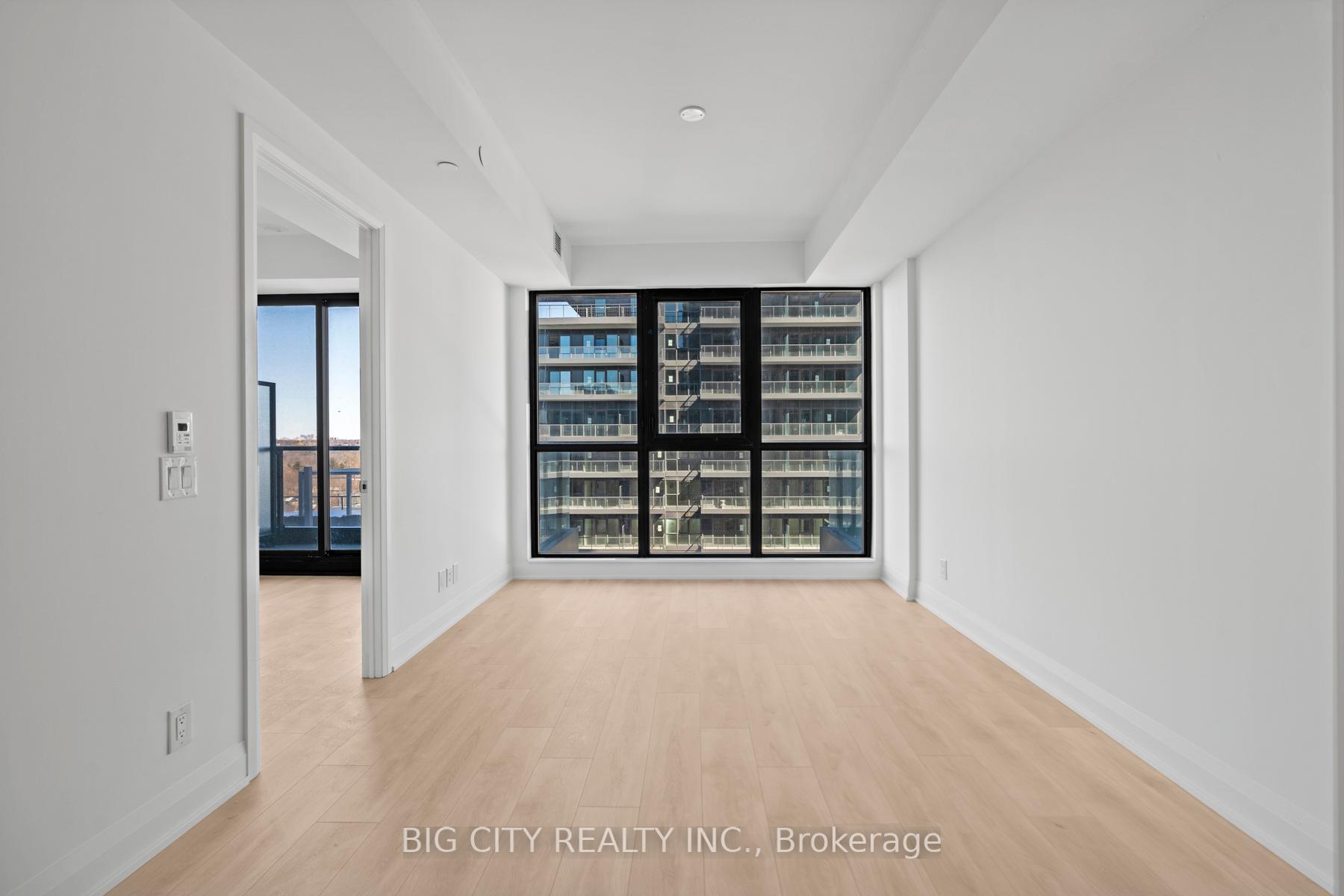 Photo 8 of Unit 1009, 33 Frederick Todd Way, Toronto, Thorncliffe Park — HOMEH