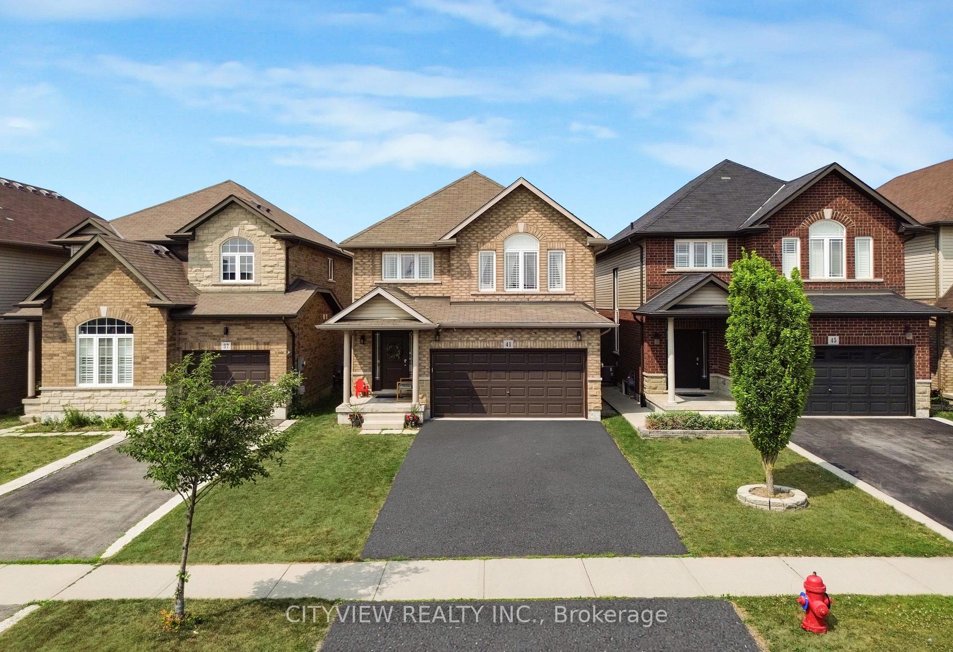Front of 41 Bellagio Avenue
