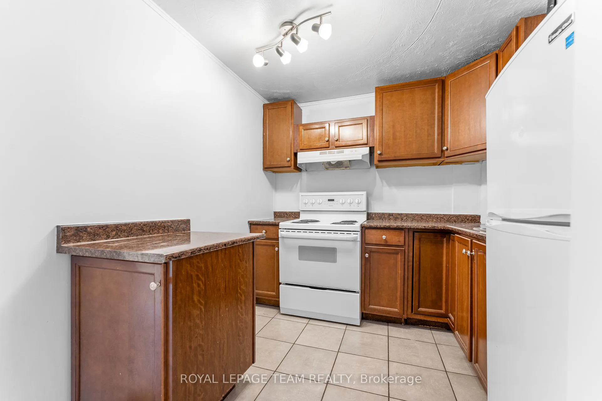 Photo 9 of 109 Marier Avenue, Ottawa, Vanier — HOMEH