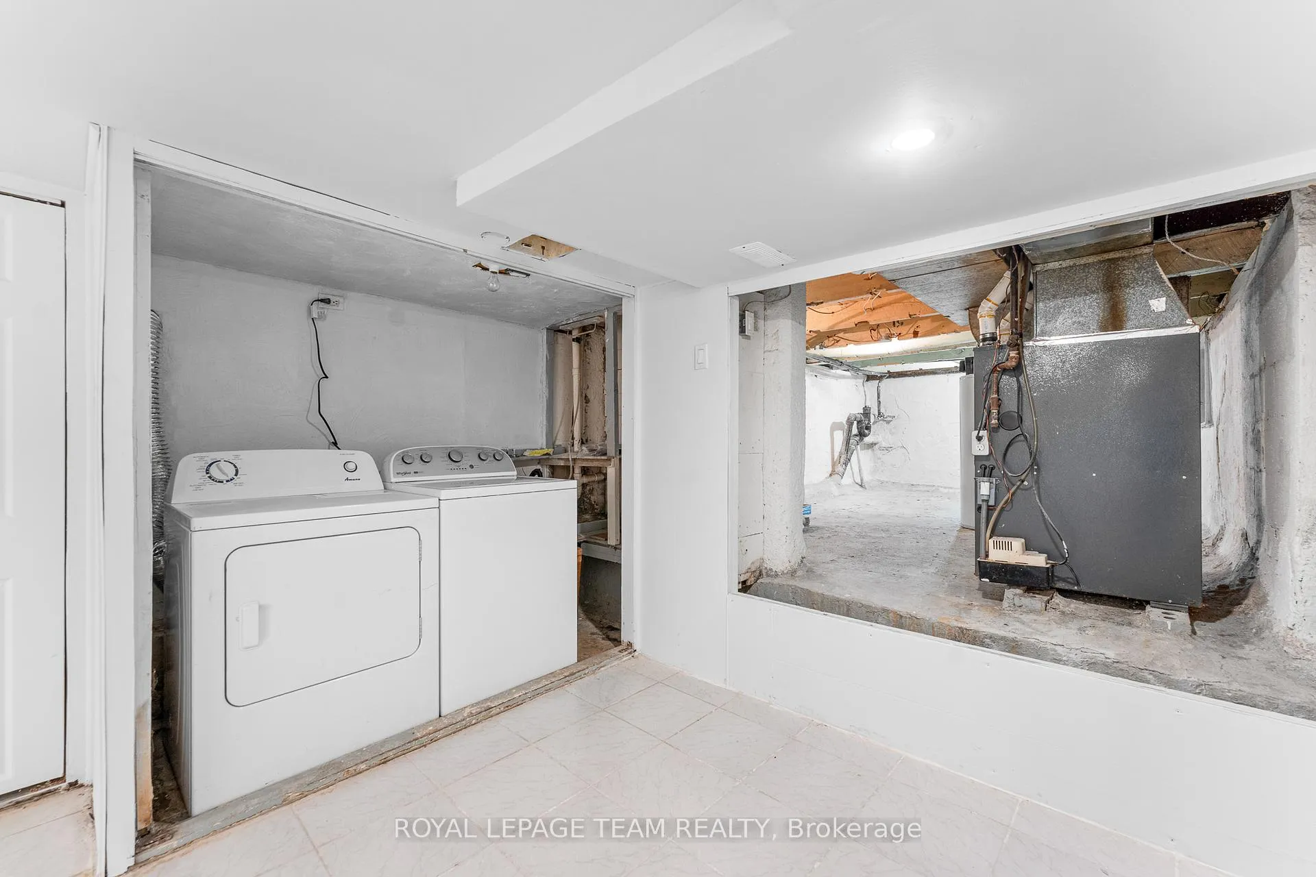 Photo 16 of 109 Marier Avenue, Ottawa, Vanier — HOMEH