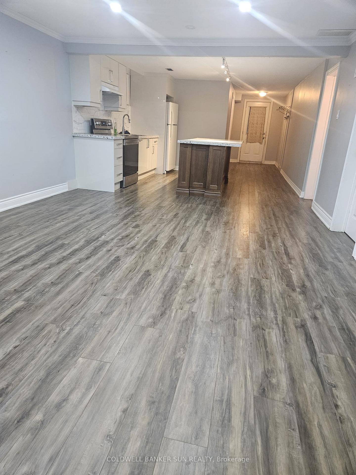 Photo 3 of 104 Abell Drive, Brampton, Madoc — HOMEH
