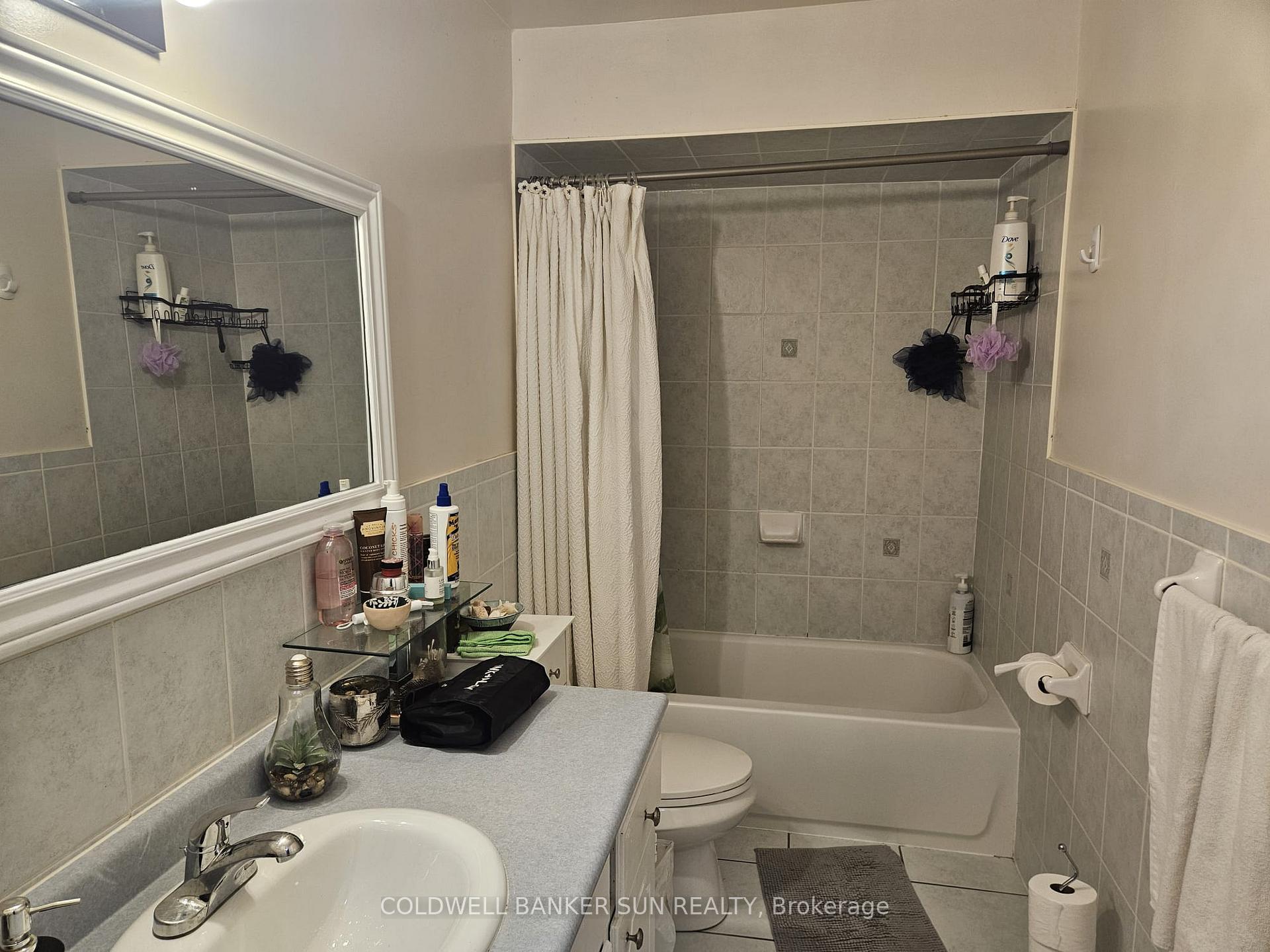 Photo 7 of 104 Abell Drive, Brampton, Madoc — HOMEH