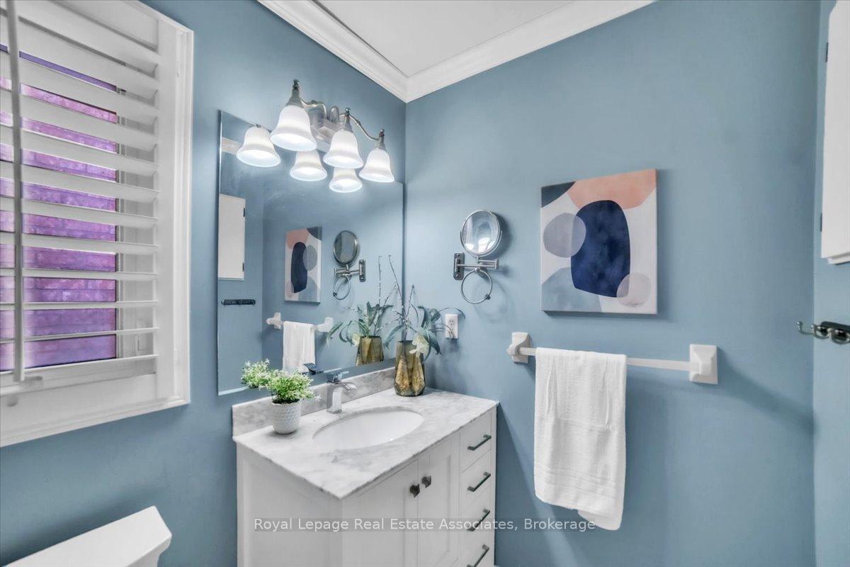 Photo 33 of 3 Stoneledge Circle, Brampton, Sandringham-Wellington — HOMEH
