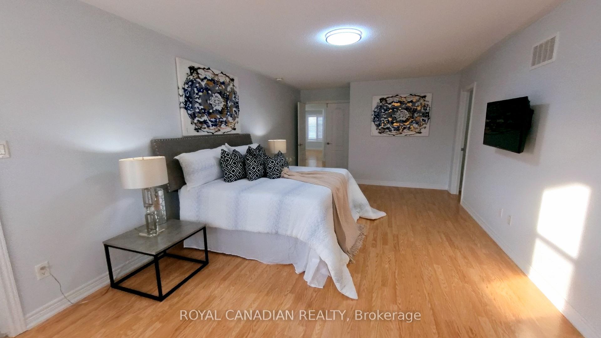 Photo 15 of 8 Templar Street, Brampton, Credit Valley — HOMEH