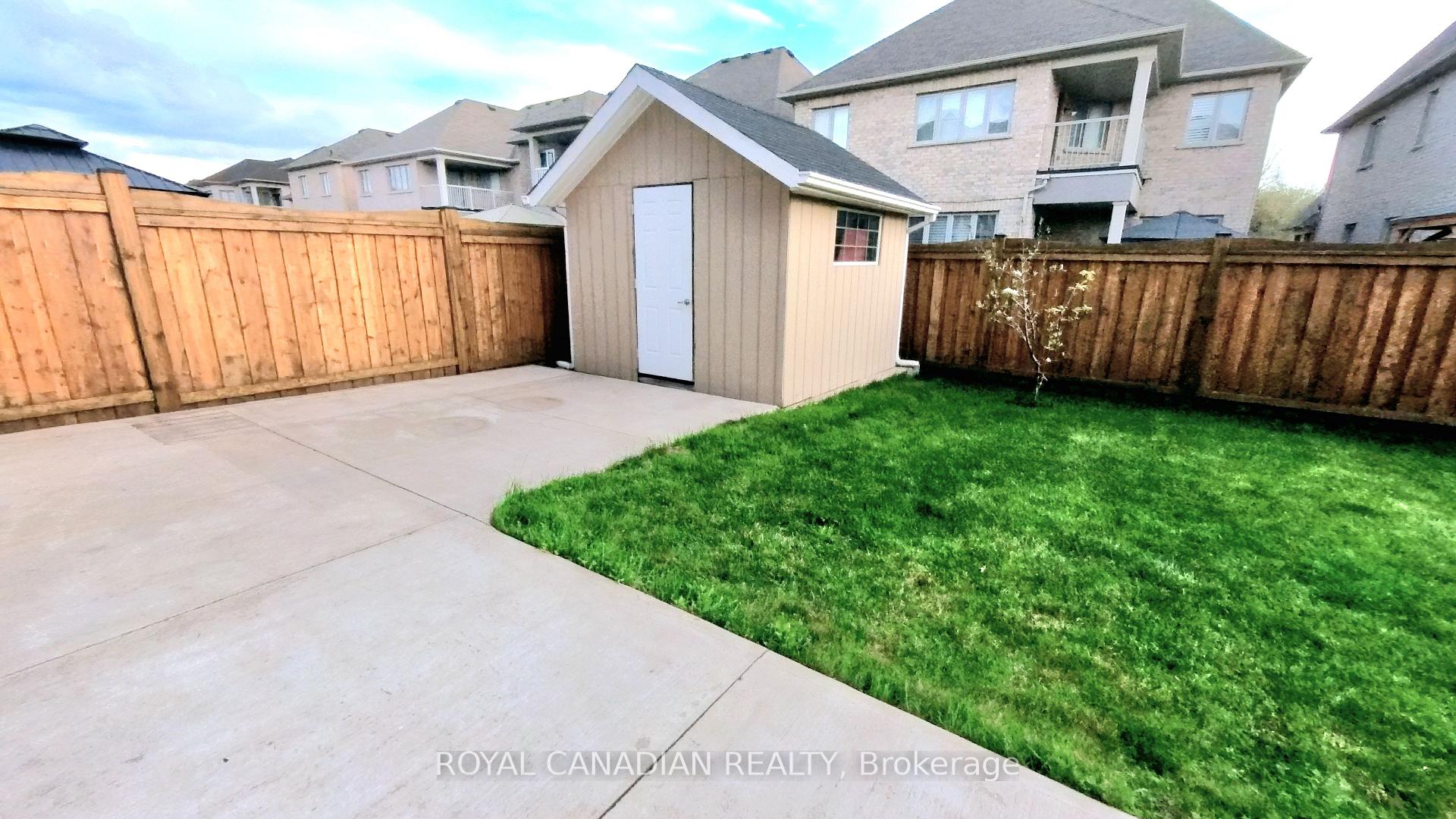 Photo 14 of 8 Templar Street, Brampton, Credit Valley — HOMEH