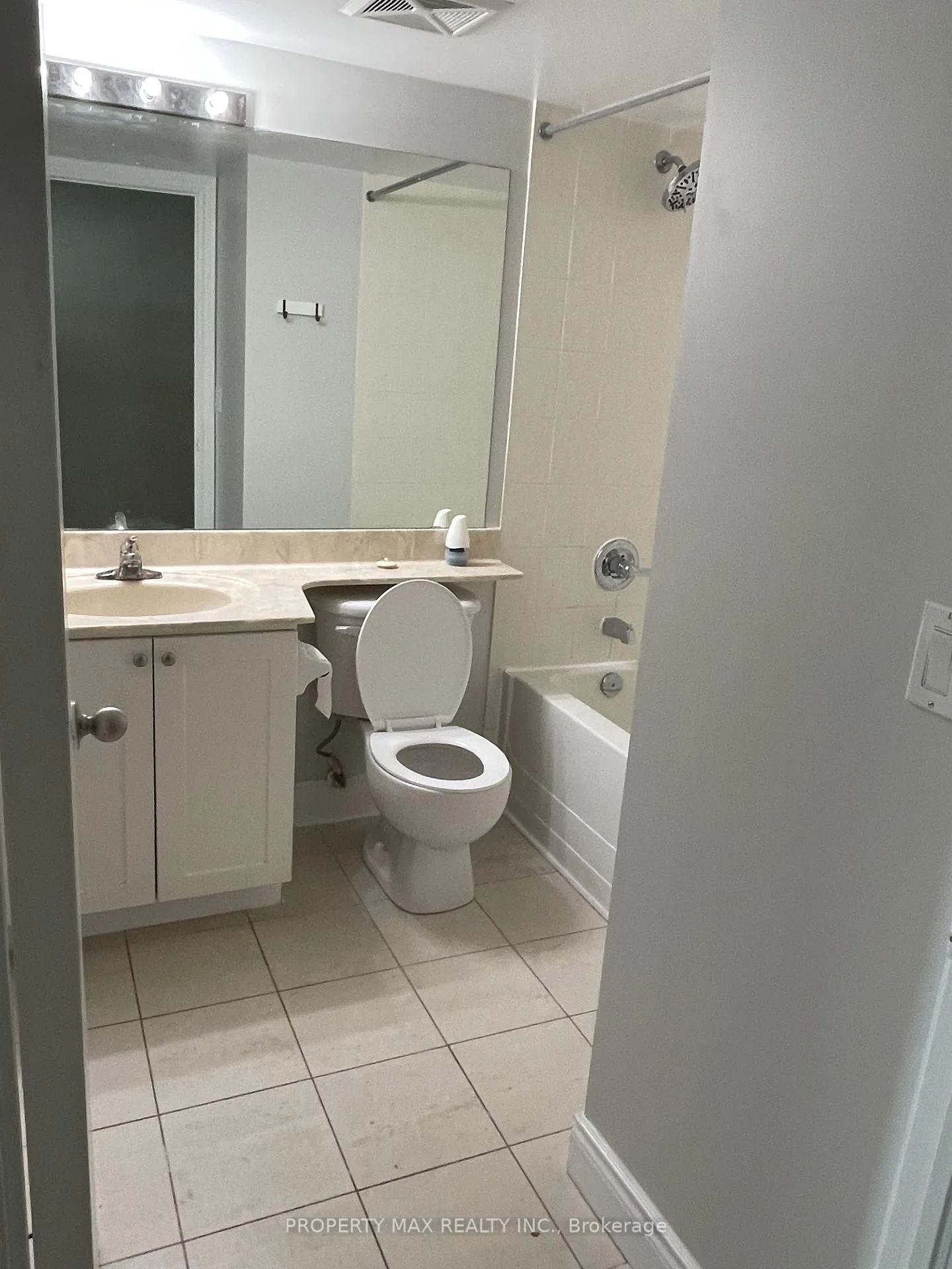 Photo 8 of Unit 1203, 60 Brian Harrison Way, Scarborough, Bendale — HOMEH