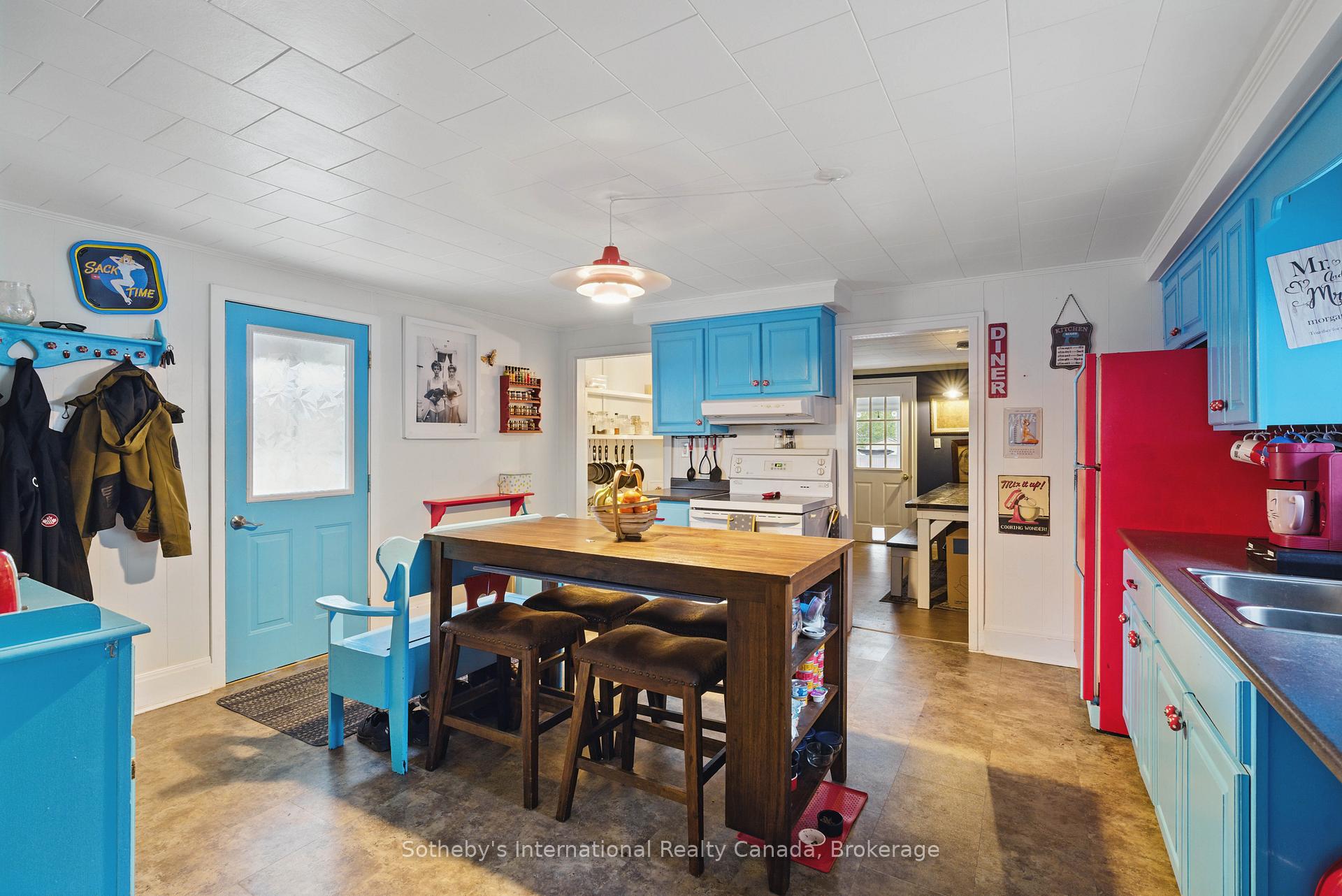 Photo 11 of 241 Phillip Street E, Gravenhurst, Muskoka (S) — HOMEH
