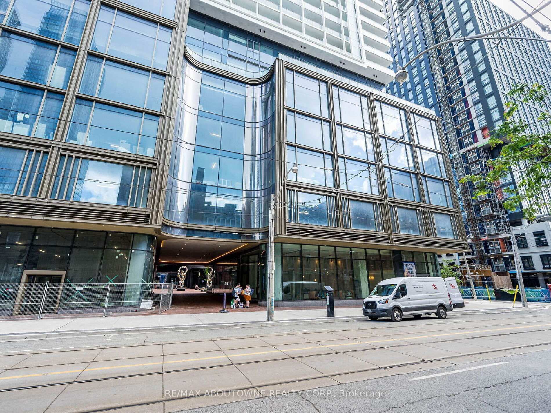 Photo 5 of Unit 5109, 88 Queen Street E, Toronto, Church-Yonge Corridor — HOMEH
