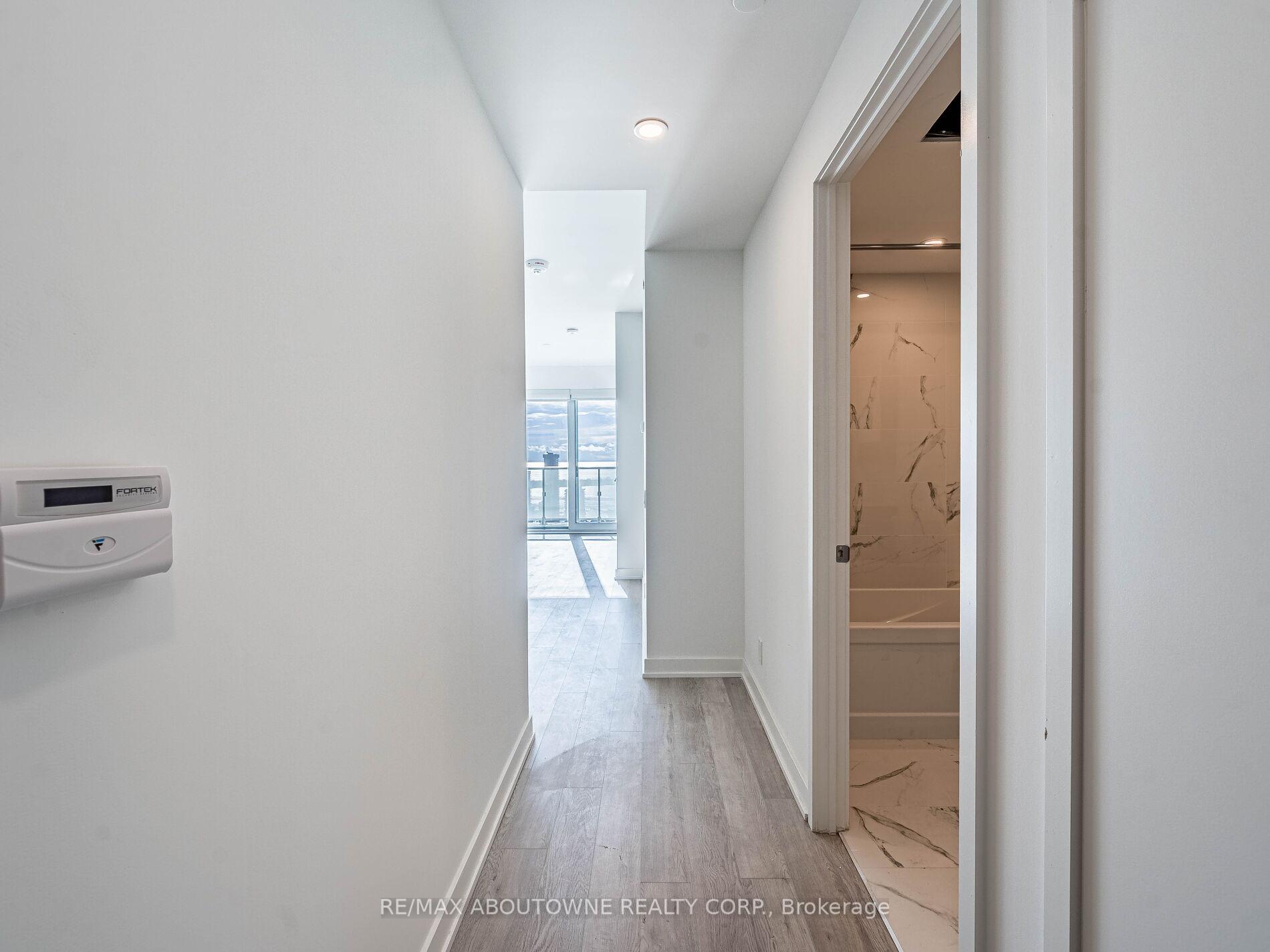 Photo 11 of Unit 5109, 88 Queen Street E, Toronto, Church-Yonge Corridor — HOMEH