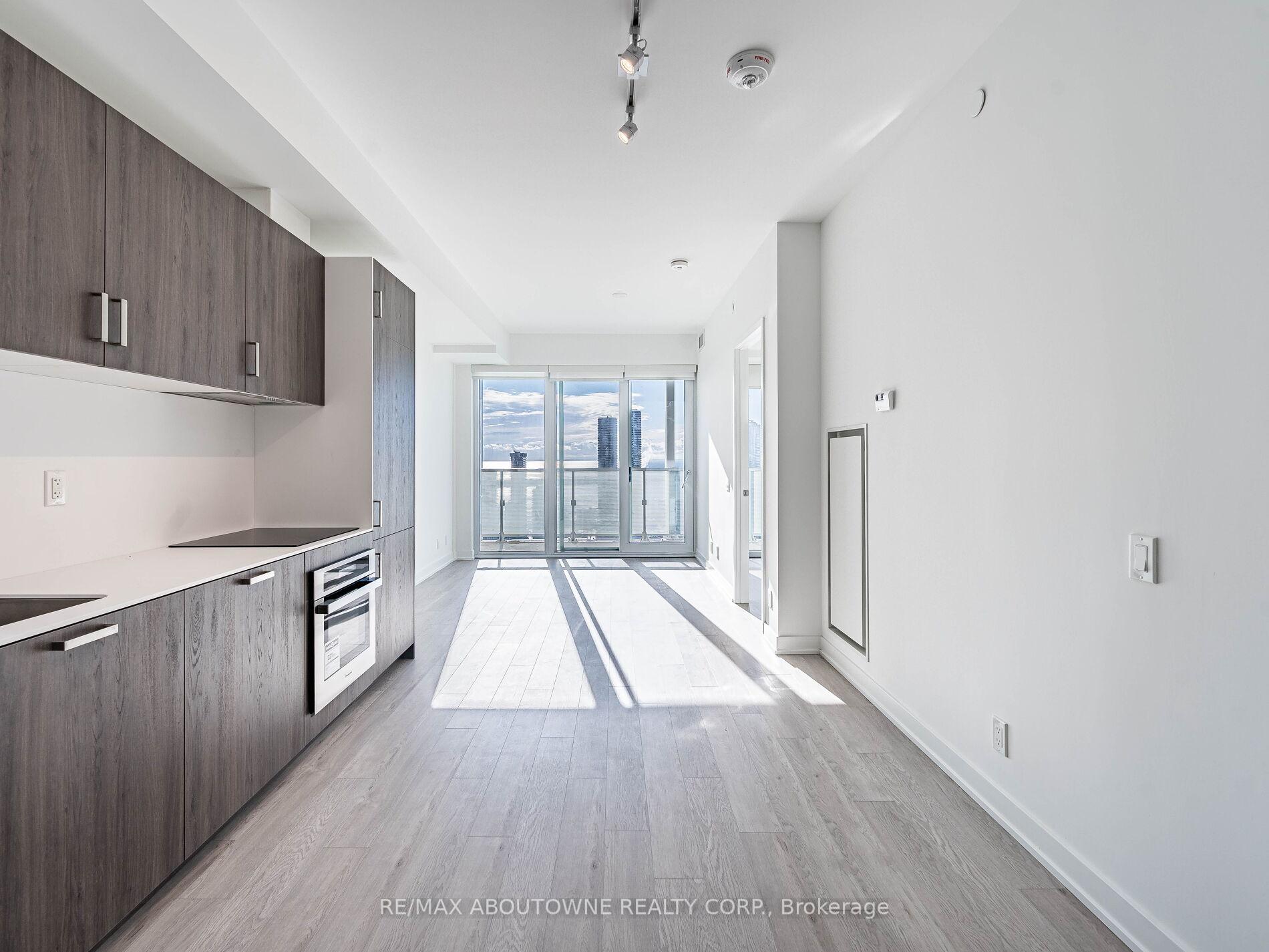 Photo 13 of Unit 5109, 88 Queen Street E, Toronto, Church-Yonge Corridor — HOMEH