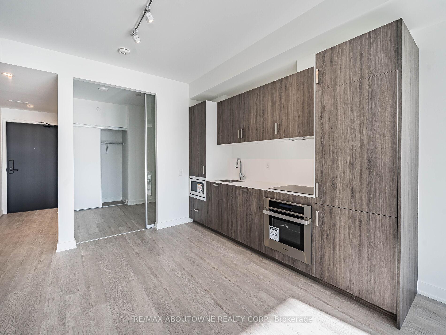 Photo 15 of Unit 5109, 88 Queen Street E, Toronto, Church-Yonge Corridor — HOMEH