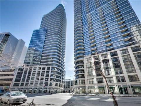 Front of Unit 1409, 25 Carlton Street