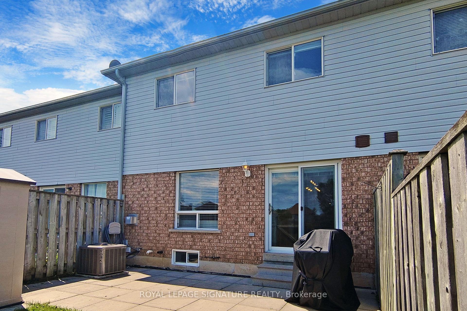 Photo 34 of Unit 23, 2871 Darien Road, Burlington, Rose — HOMEH