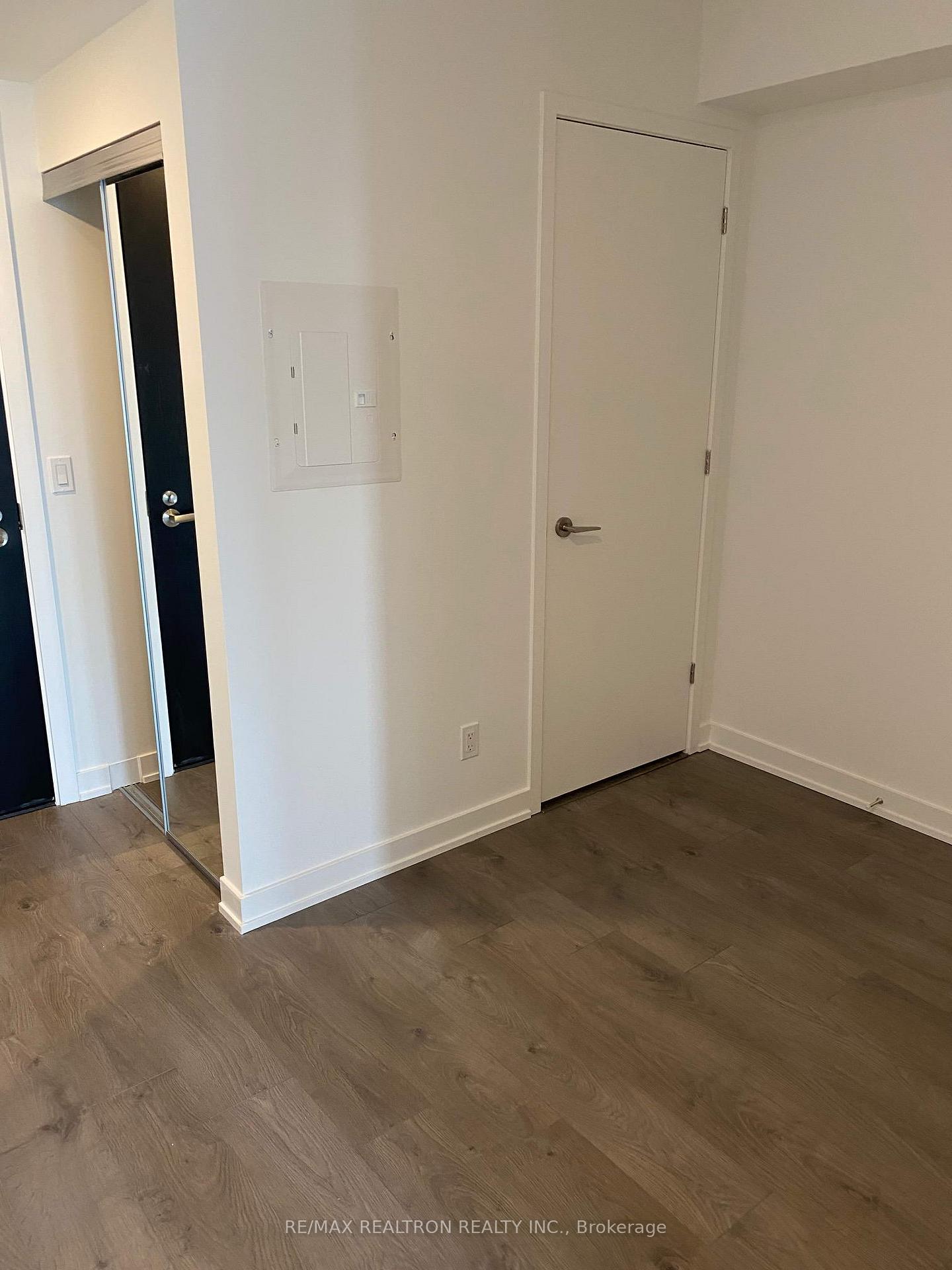 Photo 17 of Unit 4211, 501 Yonge Street, Toronto, Church-Yonge Corridor — HOMEH