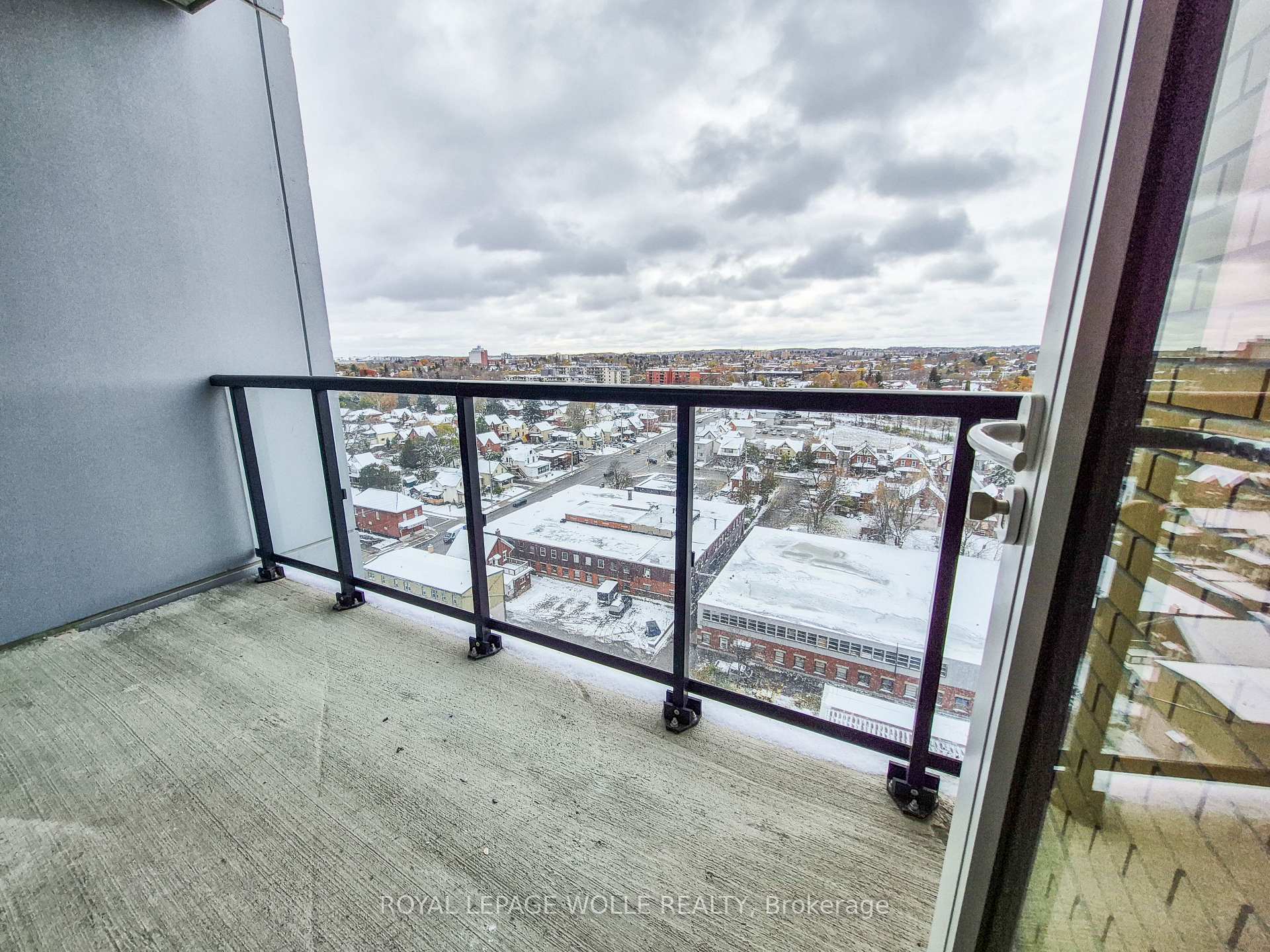 Photo 14 of Unit 1306, 108 Garment Street, Kitchener — HOMEH