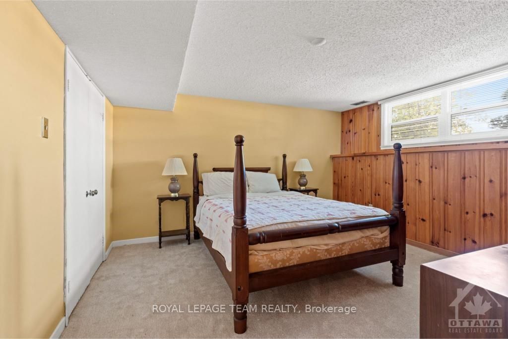 Photo 24 of 6 Assiniboine Drive, Ottawa, Borden Farm/Stewart Farm/Carleton Heights/Parkwood Hills — HOMEH