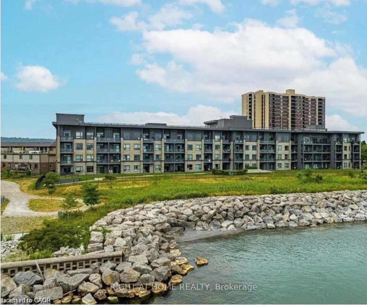 Photo 1 of Unit 206, 35 Southshore Crescent, Hamilton, Lakeshore — HOMEH
