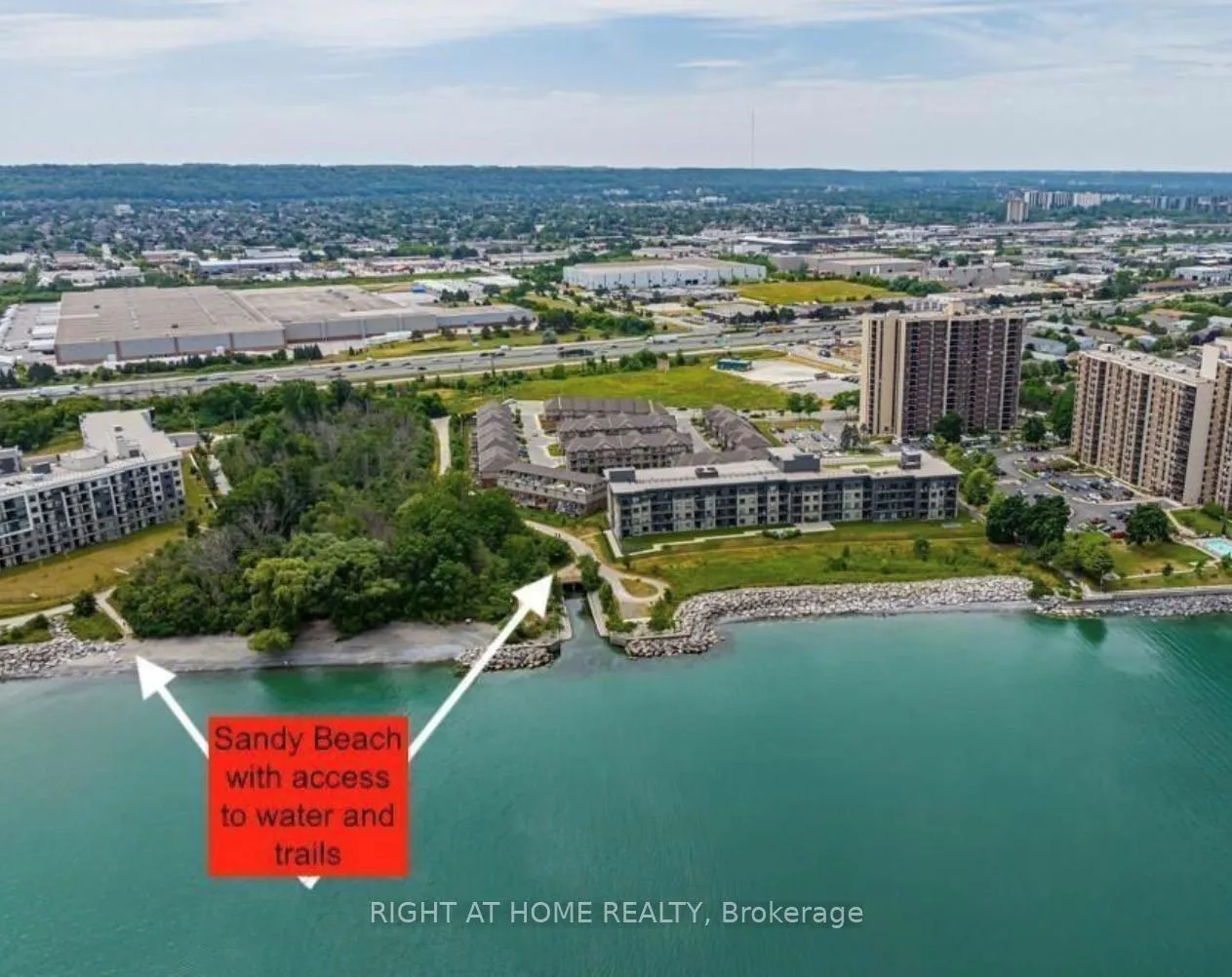Photo 3 of Unit 206, 35 Southshore Crescent, Hamilton, Lakeshore — HOMEH