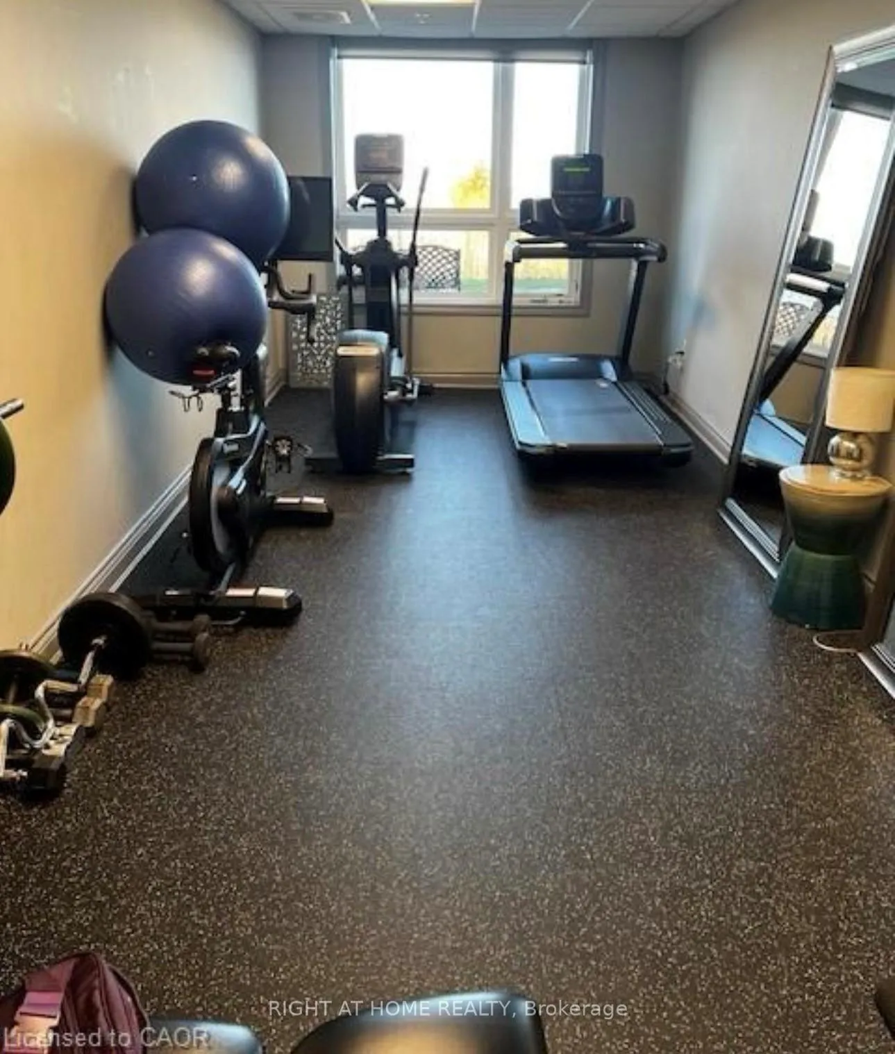 Photo 11 of Unit 206, 35 Southshore Crescent, Hamilton, Lakeshore — HOMEH