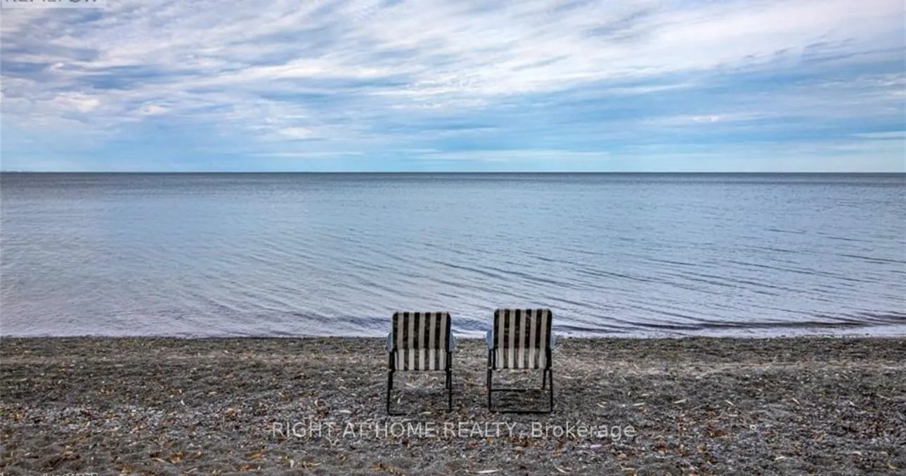 Photo 18 of Unit 206, 35 Southshore Crescent, Hamilton, Lakeshore — HOMEH
