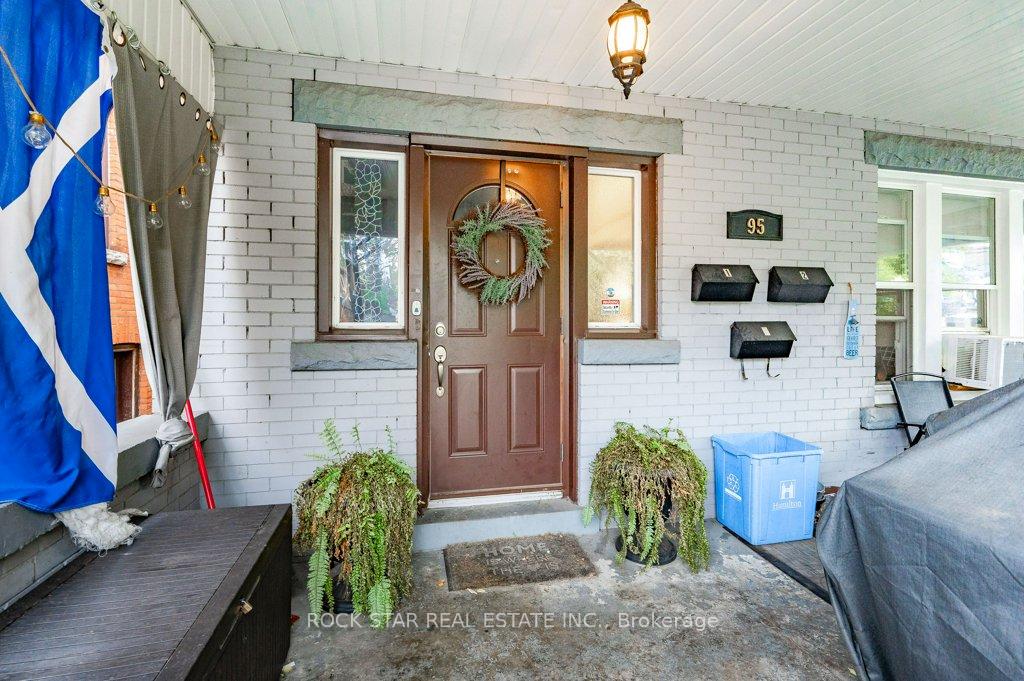 Photo 2 of 95 Spadina Avenue, Hamilton, Stipley — HOMEH