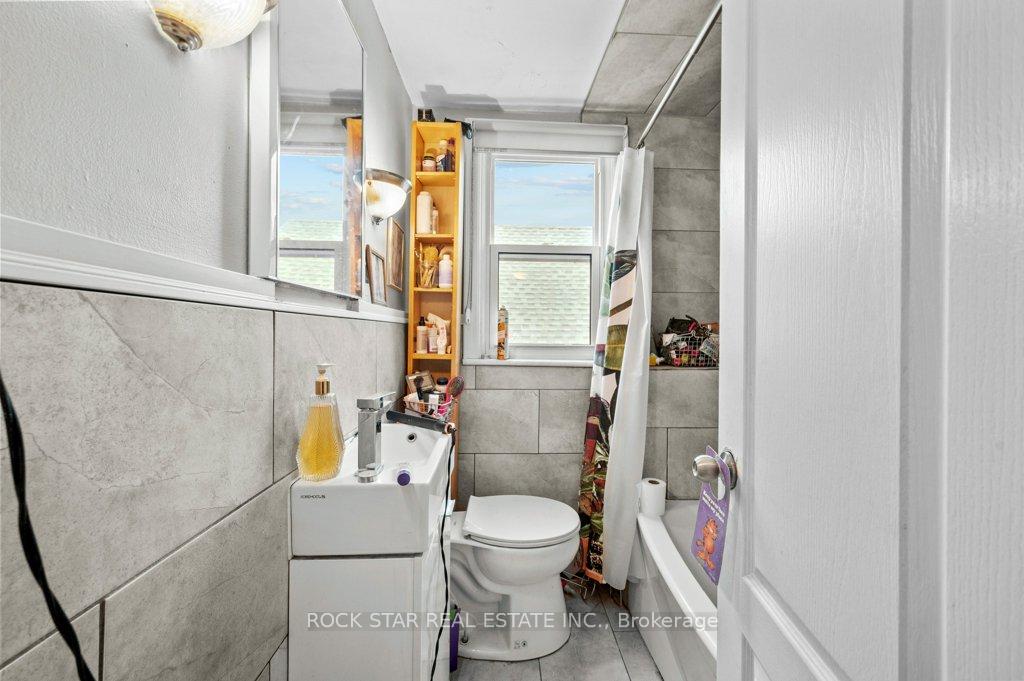 Photo 26 of 95 Spadina Avenue, Hamilton, Stipley — HOMEH