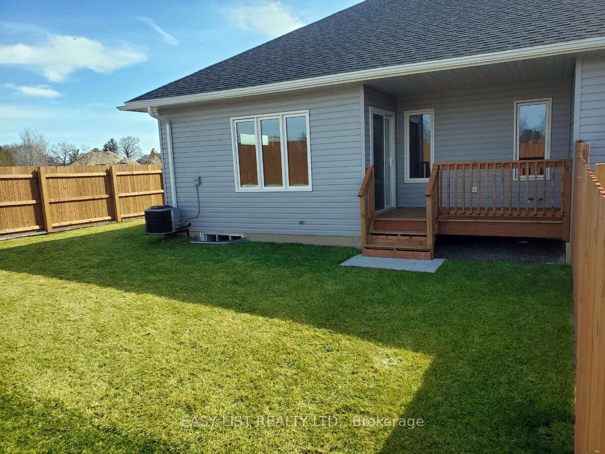 Photo 12 of 148 Wilmer Avenue, Gananoque — HOMEH