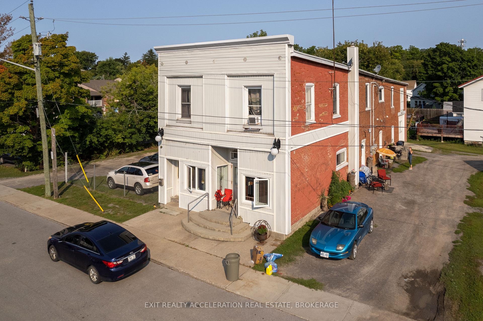 Photo 2 of 329 Edmon Street, Deseronto, Deseronto (Town) — HOMEH