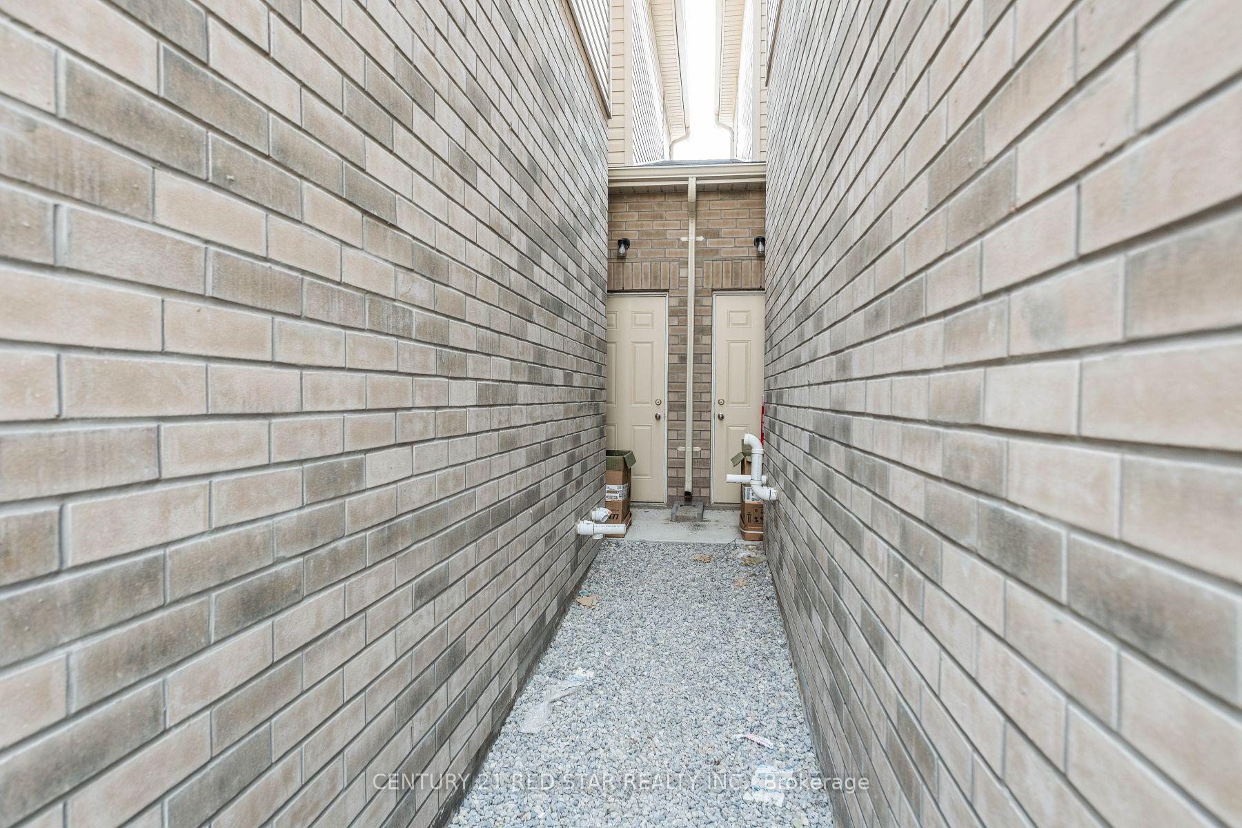 Photo 6 of 9 Sail Road, Brampton, Northwest Brampton — HOMEH
