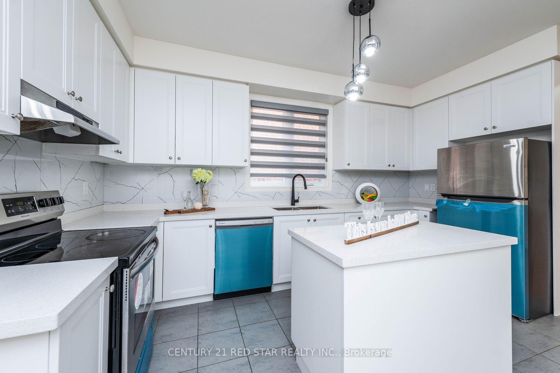 Photo 13 of 9 Sail Road, Brampton, Northwest Brampton — HOMEH