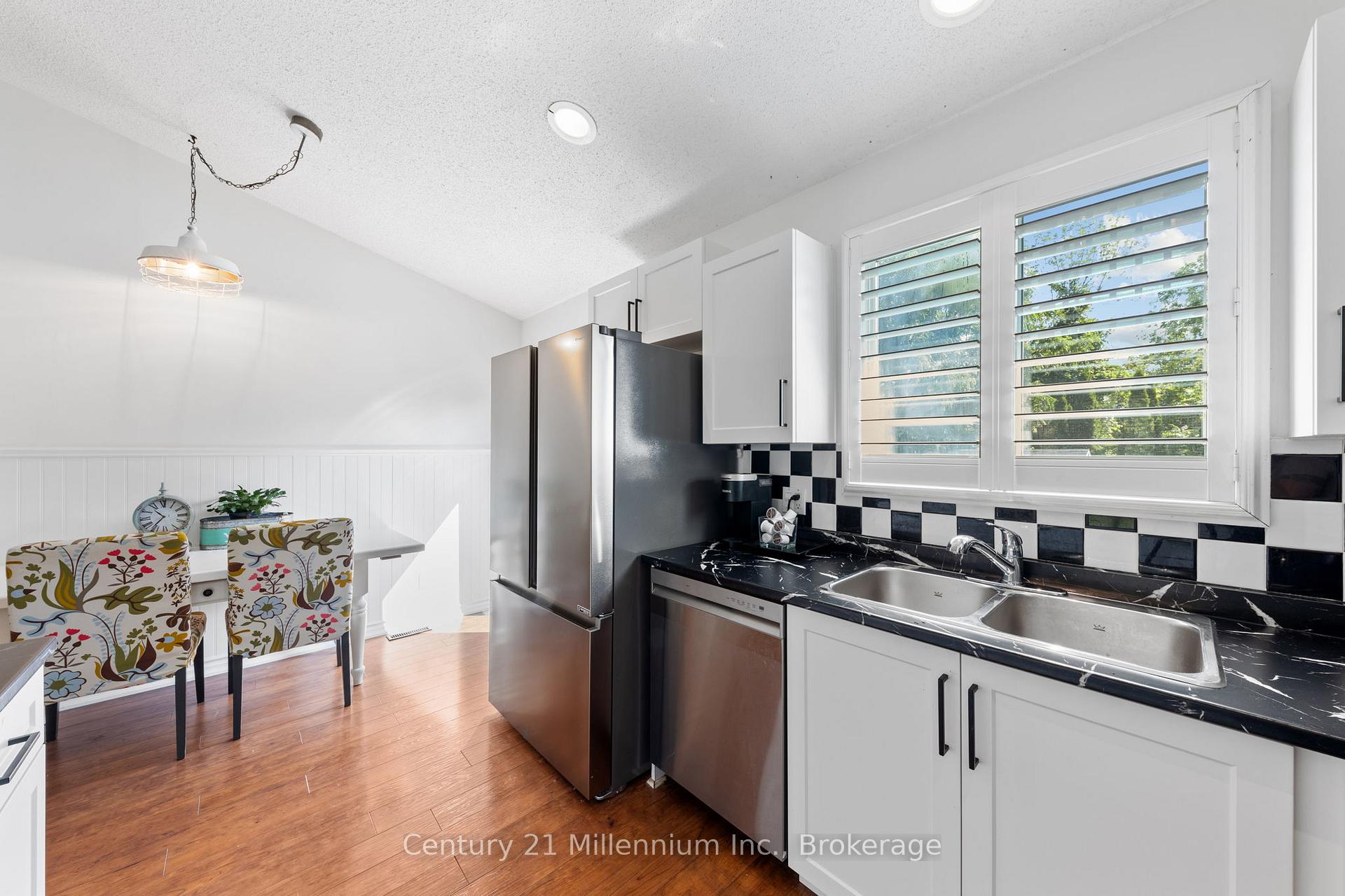 Photo 11 of 23 Bush Street, Collingwood — HOMEH