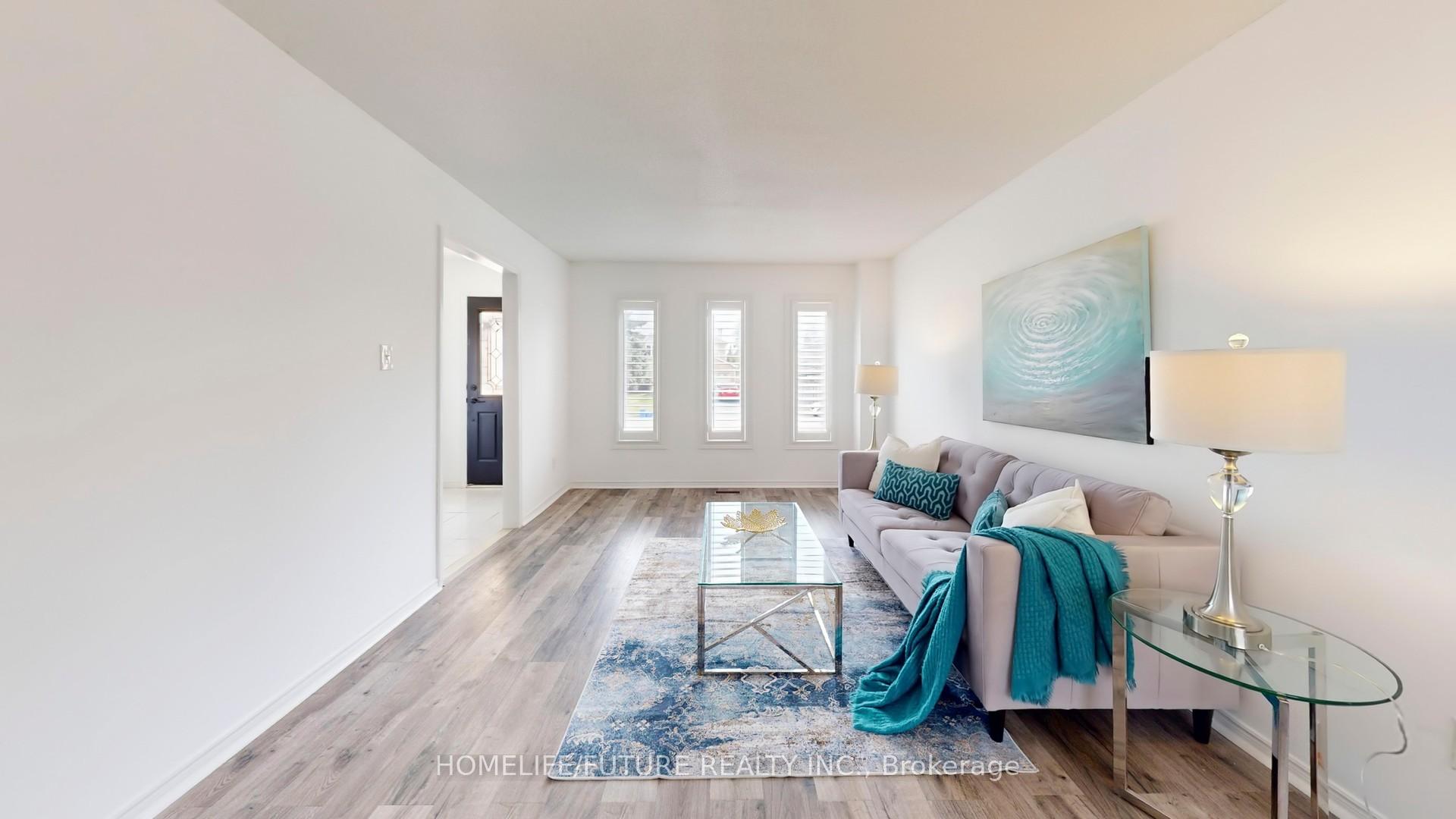 Photo 8 of 51 Gurr Crescent, Ajax, Central West — HOMEH