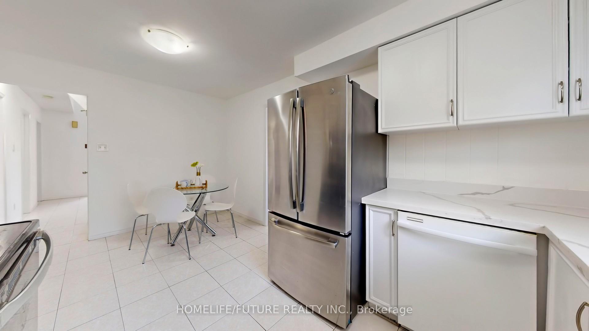 Photo 19 of 51 Gurr Crescent, Ajax, Central West — HOMEH