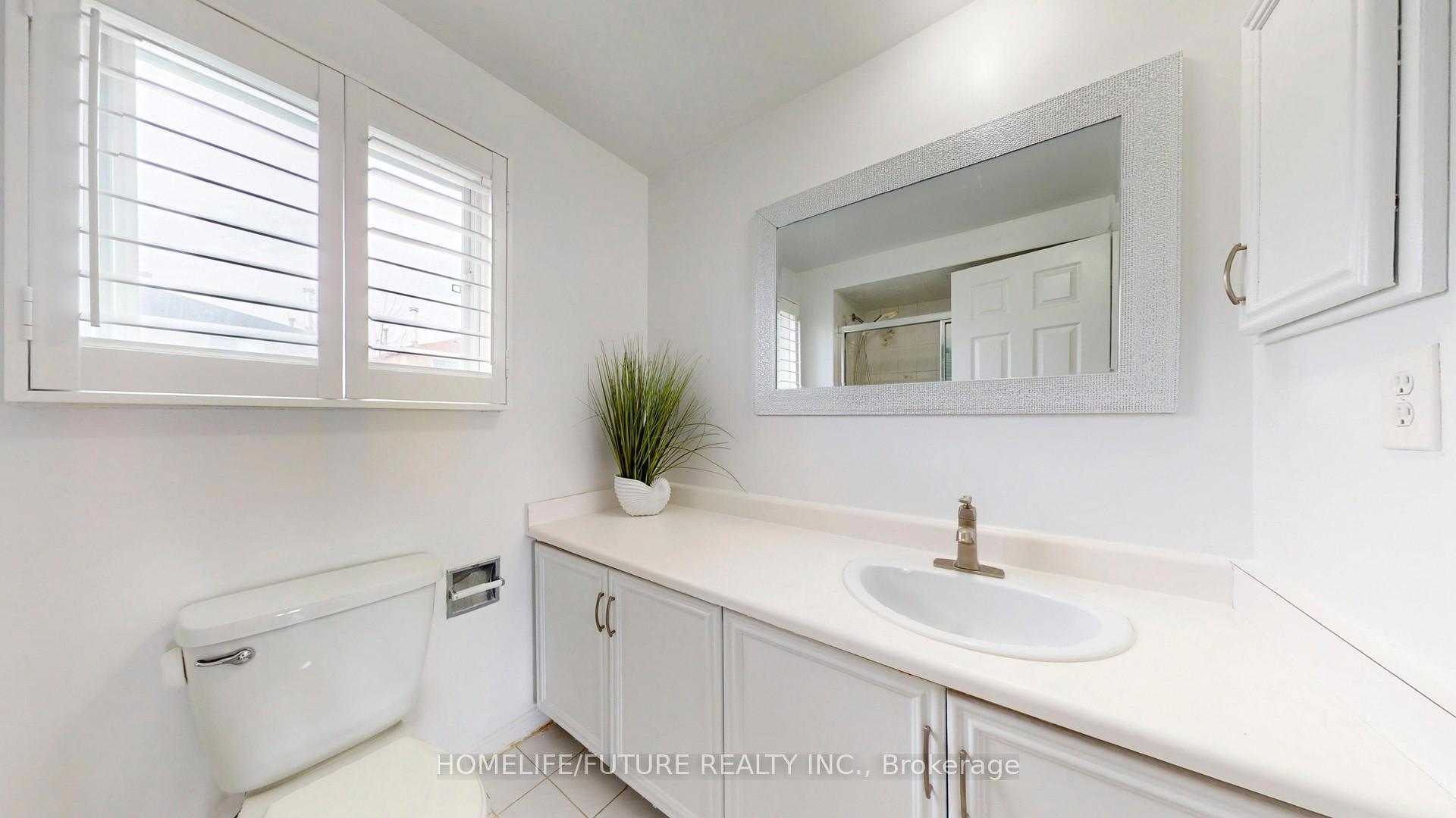 Photo 29 of 51 Gurr Crescent, Ajax, Central West — HOMEH