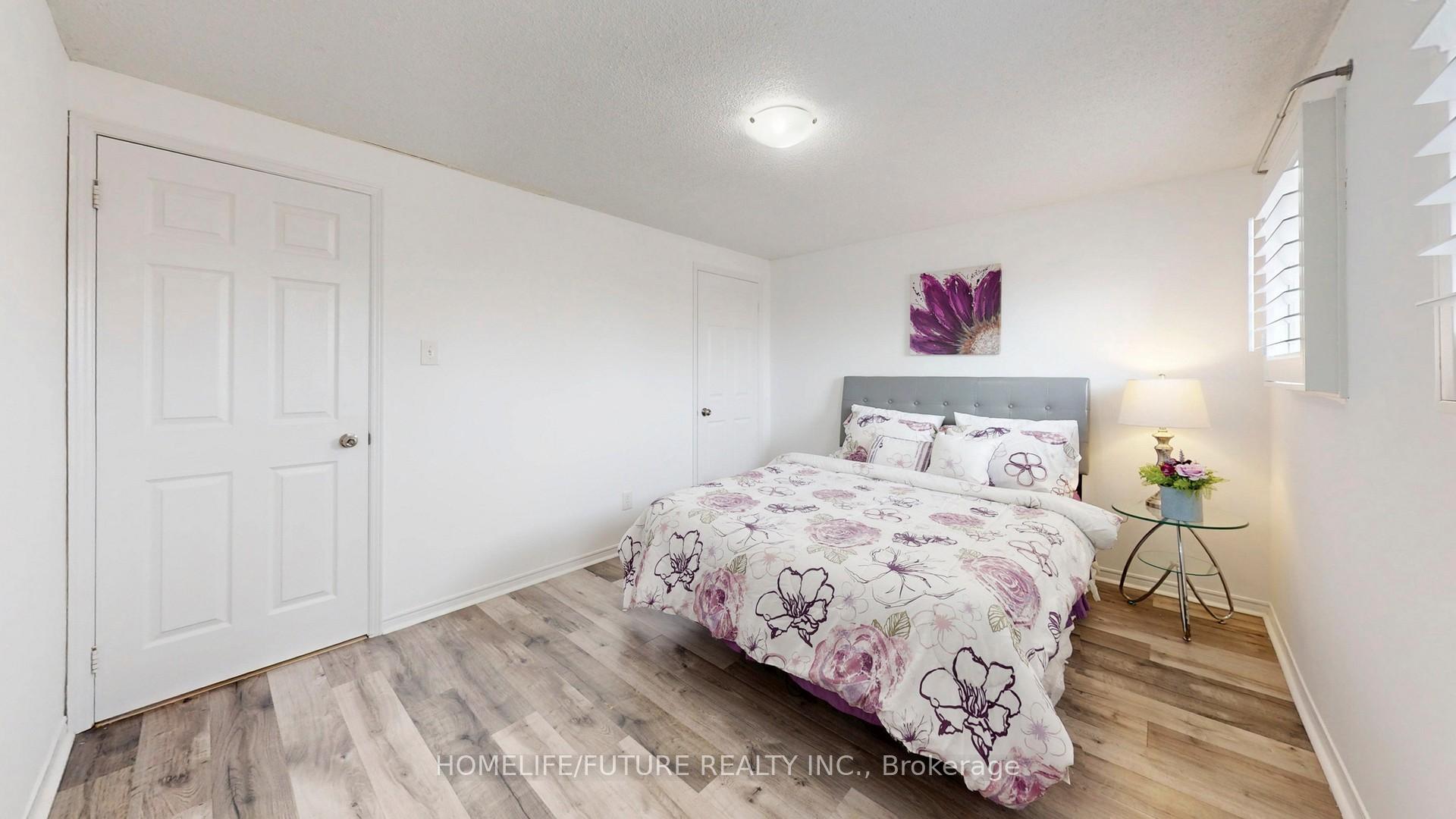 Photo 34 of 51 Gurr Crescent, Ajax, Central West — HOMEH