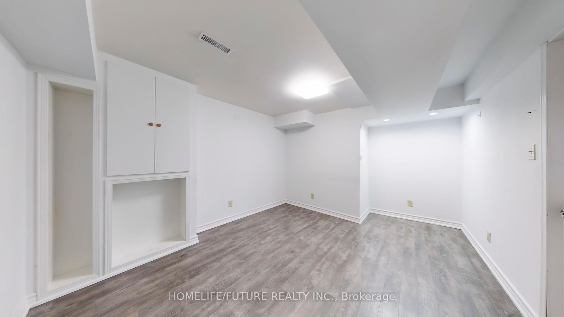 Photo 41 of 51 Gurr Crescent, Ajax, Central West — HOMEH