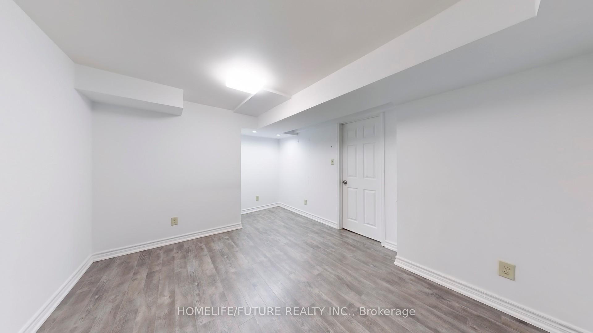 Photo 42 of 51 Gurr Crescent, Ajax, Central West — HOMEH