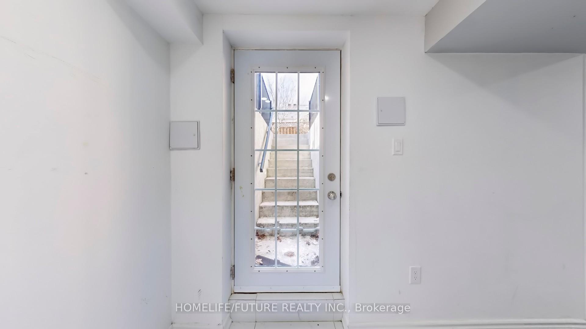 Photo 47 of 51 Gurr Crescent, Ajax, Central West — HOMEH