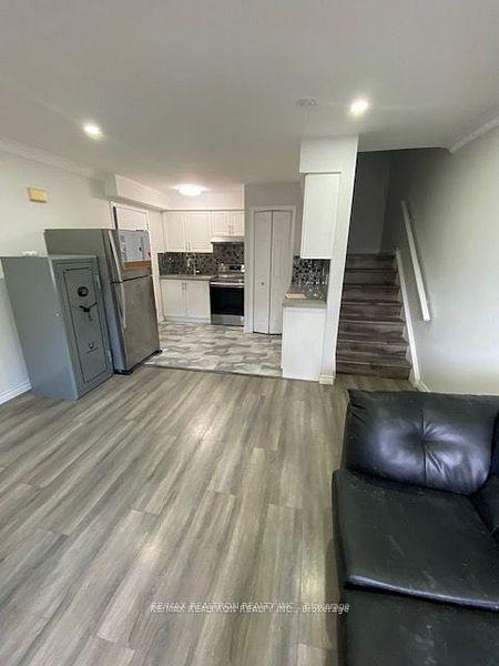 Front of Unit B, 255 Broadview Avenue