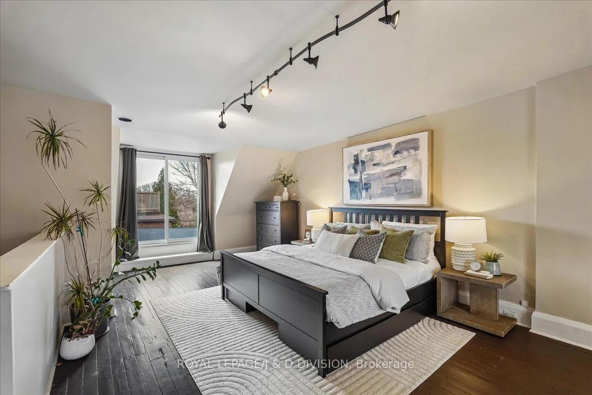 Photo 24 of 141 Browning Avenue, Toronto, Playter Estates-Danforth — HOMEH