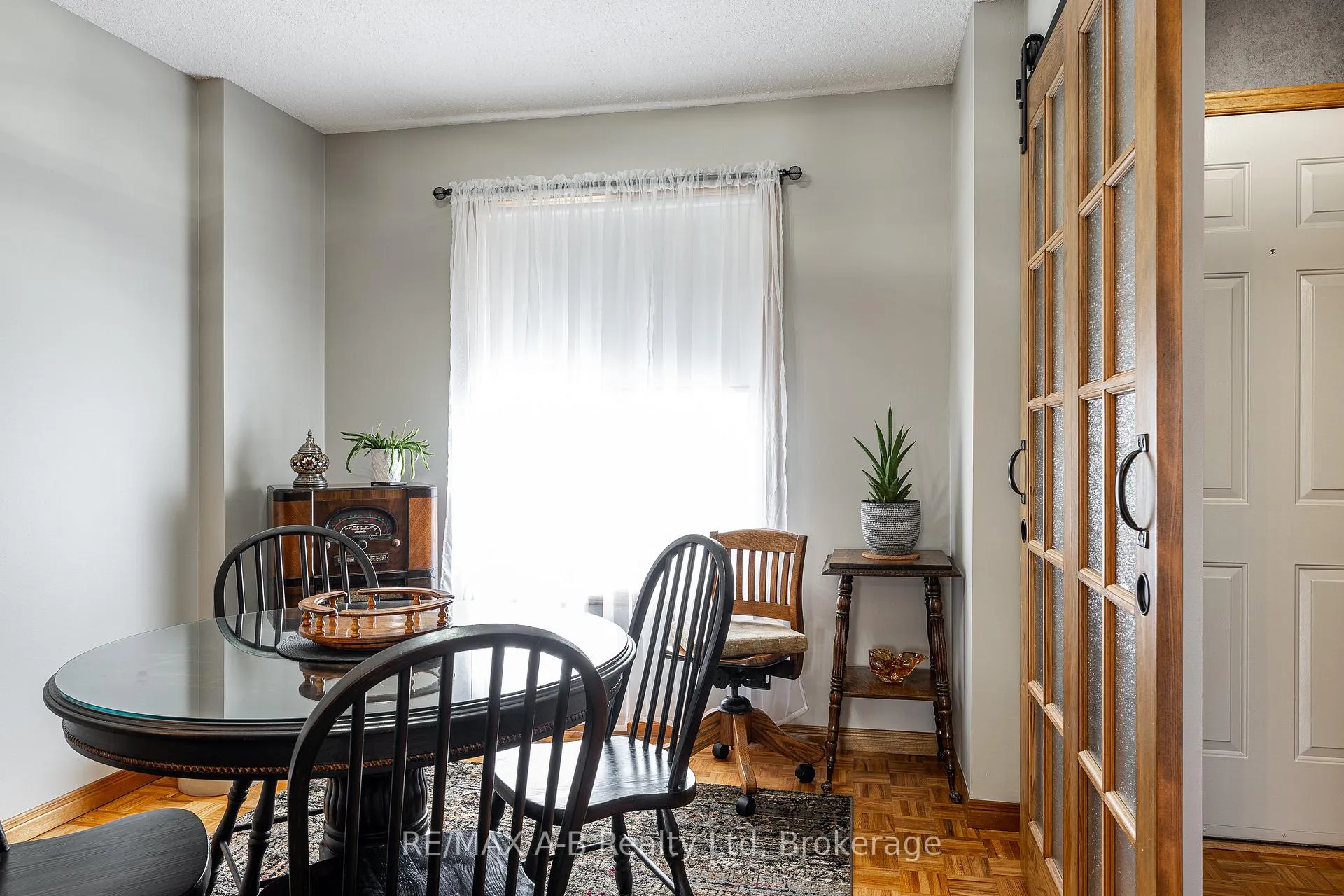 Photo 6 of 35 Sparling Crescent, St. Marys — HOMEH
