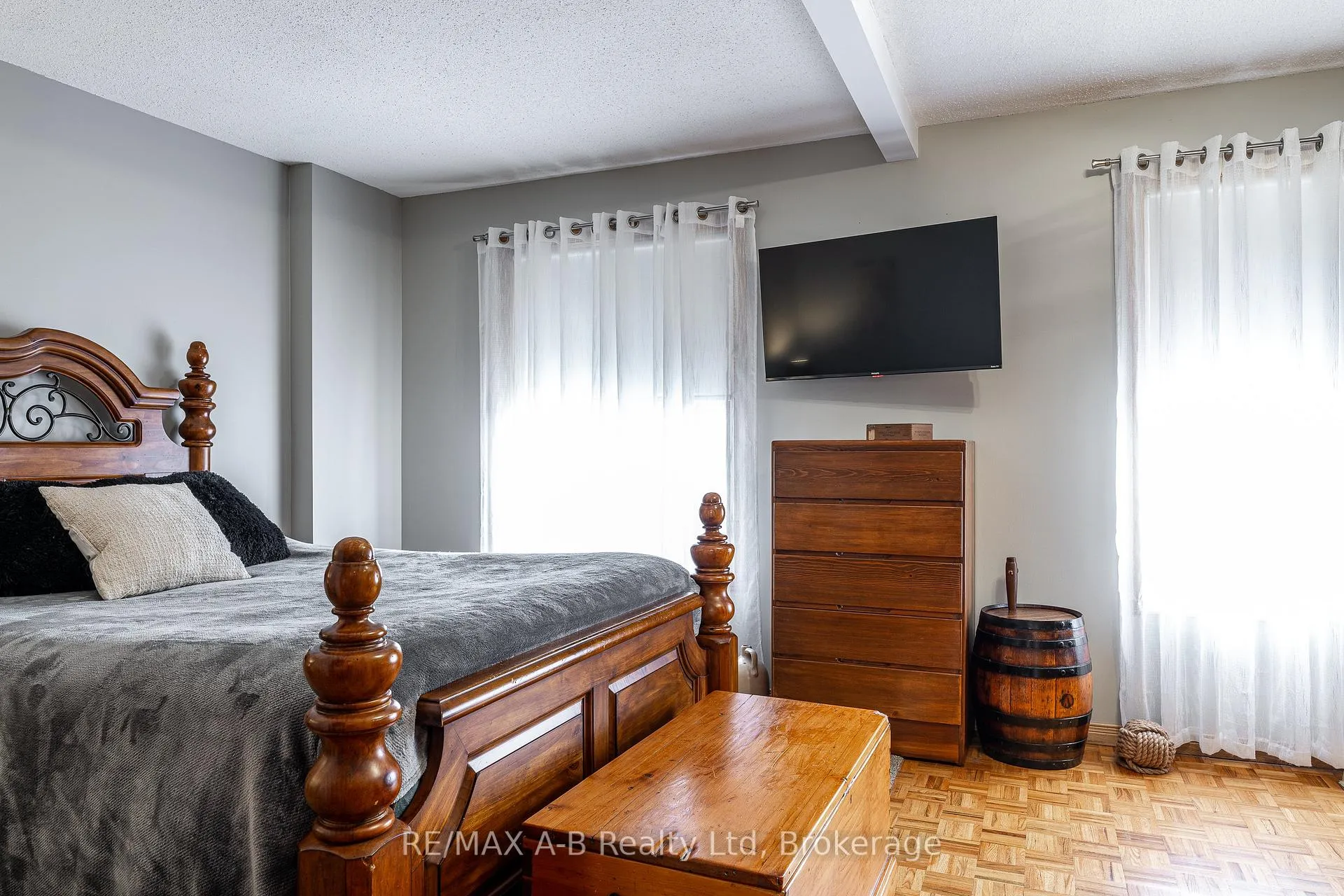Photo 23 of 35 Sparling Crescent, St. Marys — HOMEH