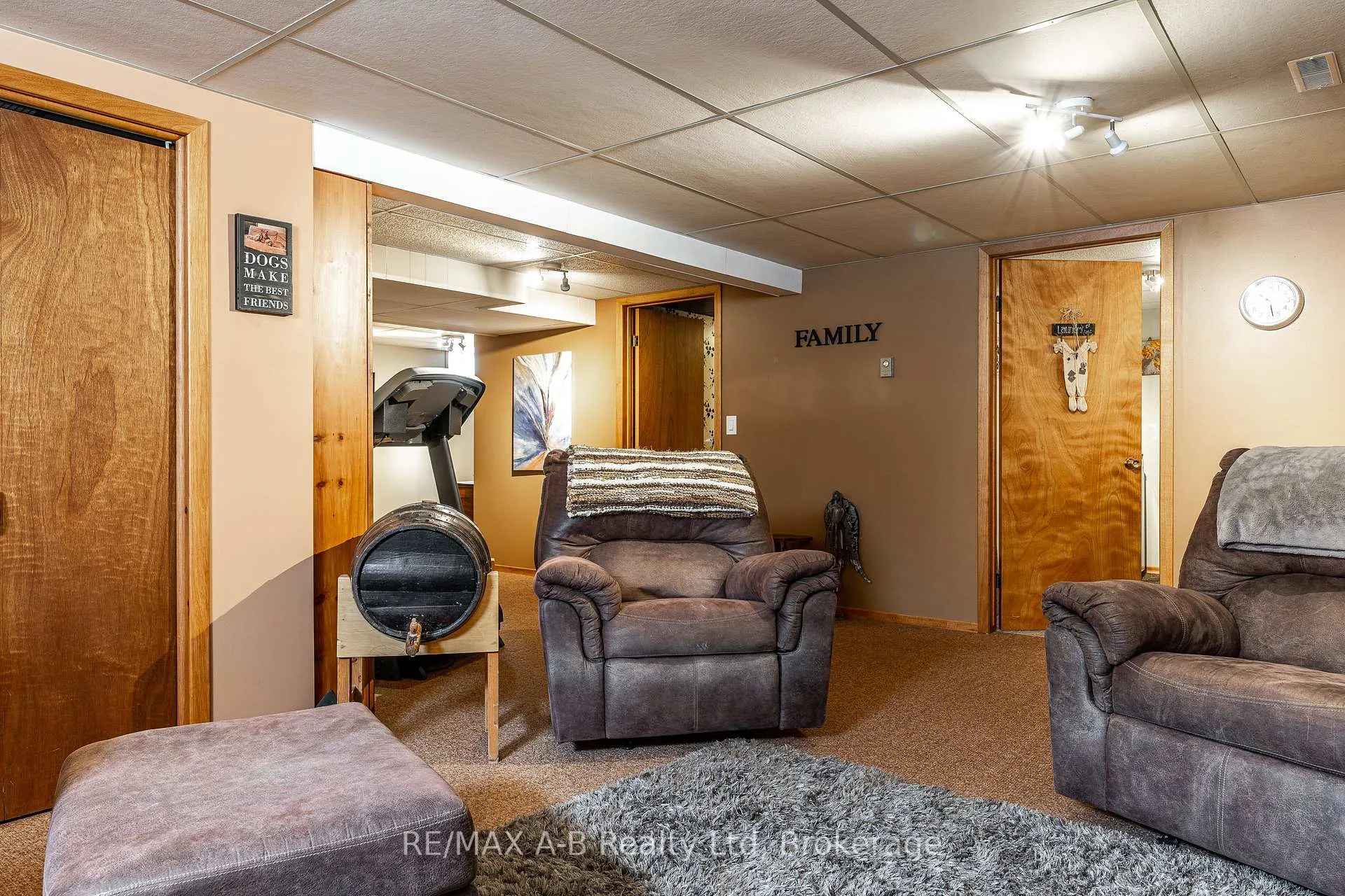Photo 33 of 35 Sparling Crescent, St. Marys — HOMEH