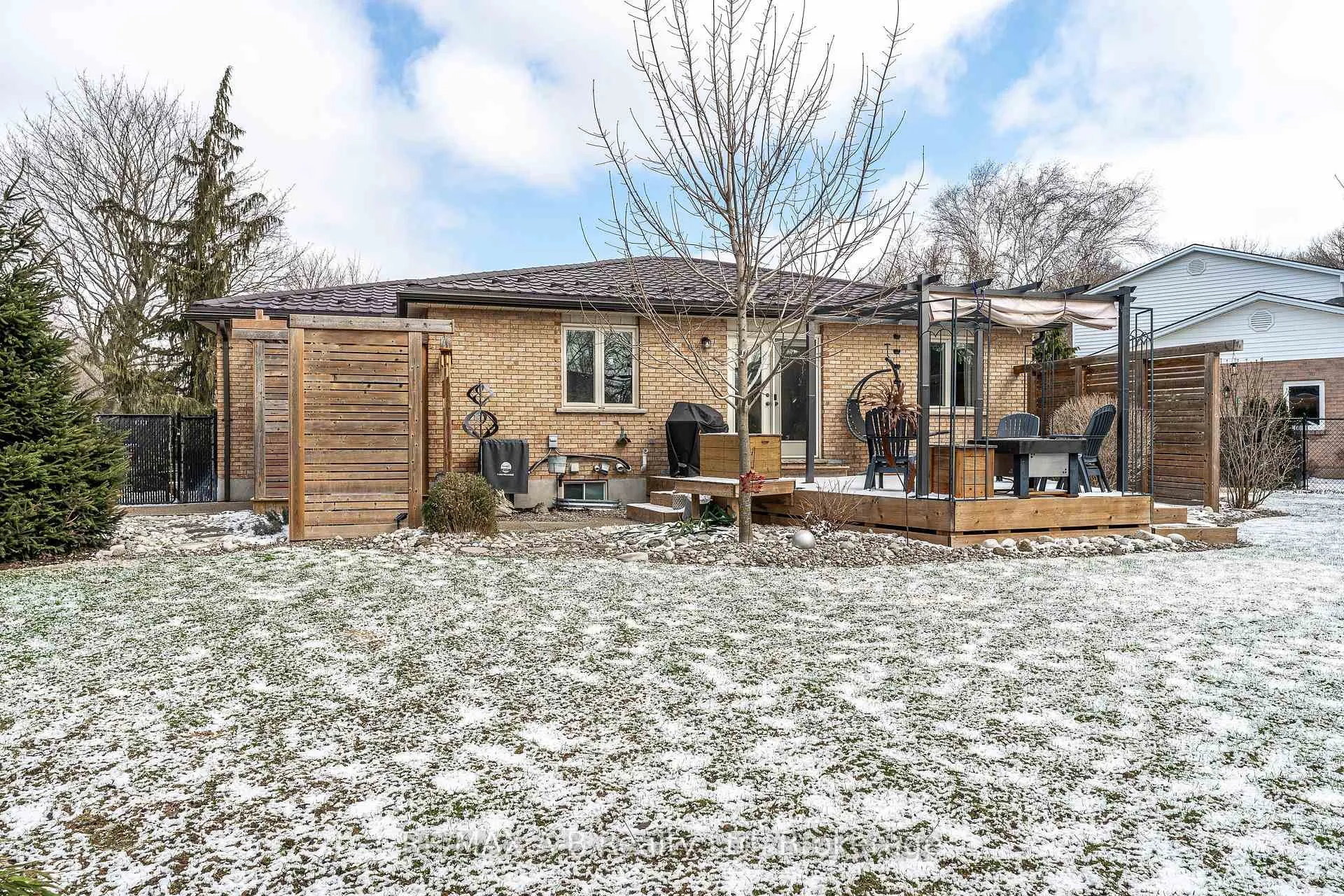 Photo 39 of 35 Sparling Crescent, St. Marys — HOMEH
