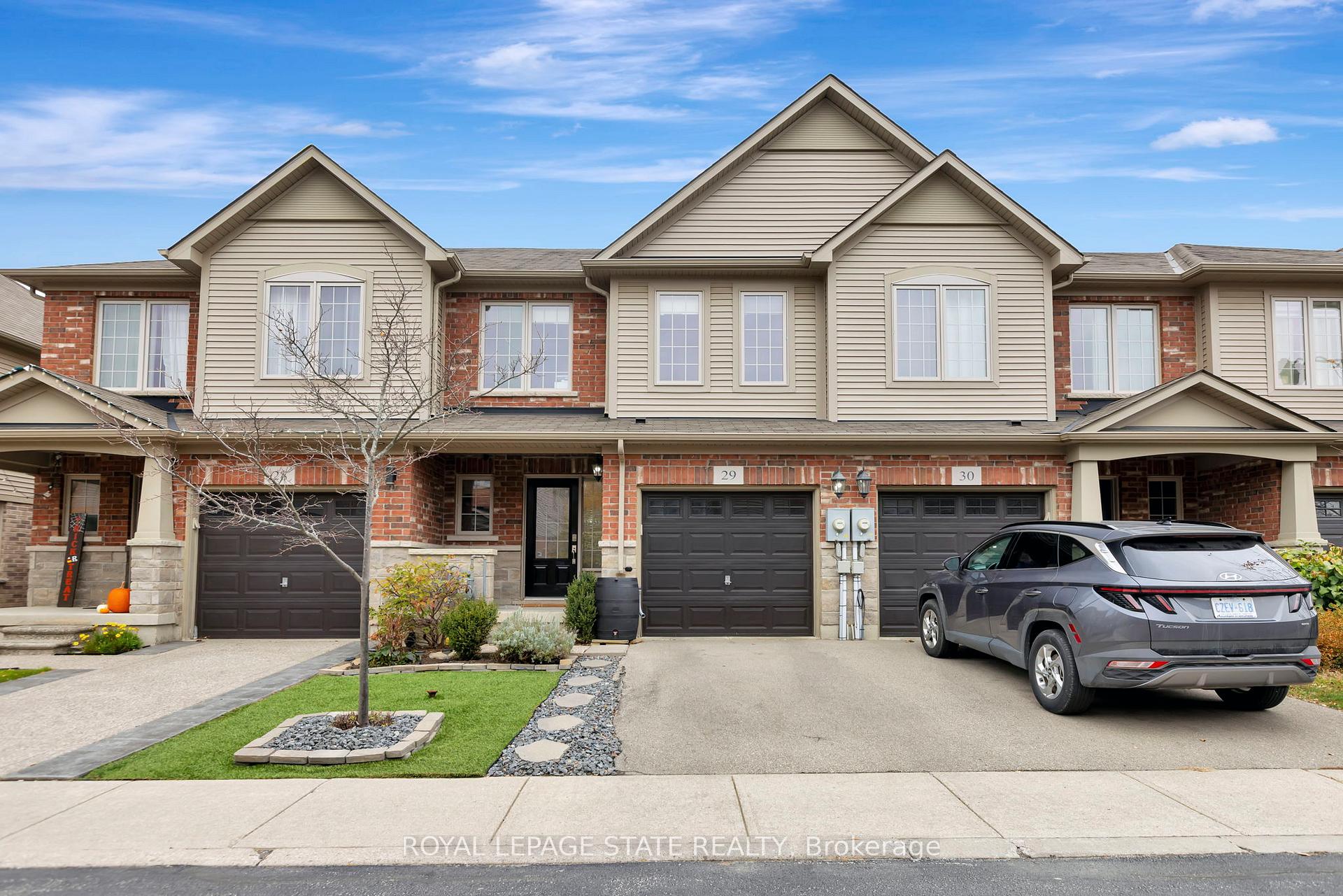 Photo 2 of Unit 29, 45 Royal Winter Drive, Hamilton, Binbrook — HOMEH