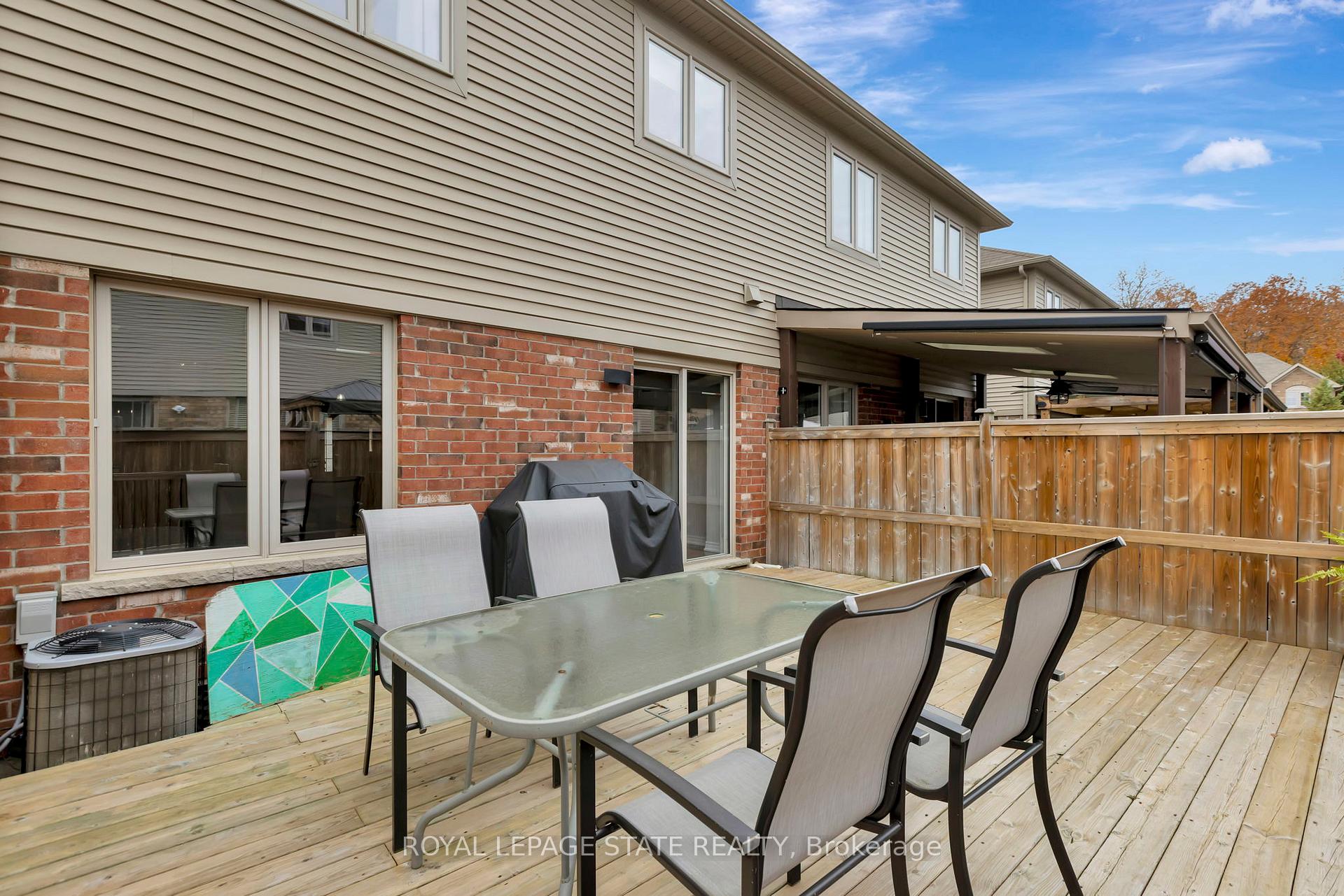 Photo 29 of Unit 29, 45 Royal Winter Drive, Hamilton, Binbrook — HOMEH