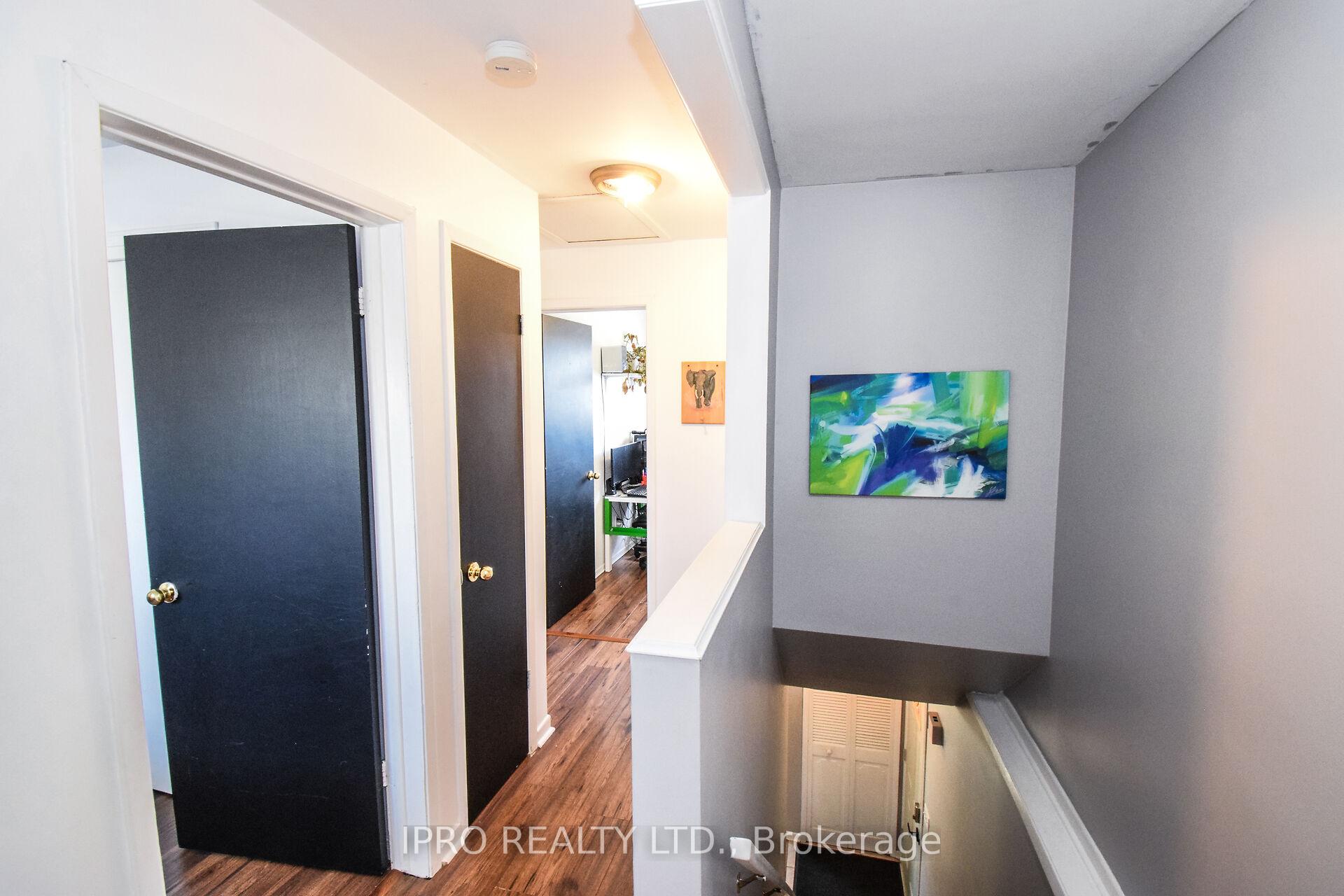 Photo 11 of 45 Brackencrest Road, St. Catharines, Secord Woods — HOMEH