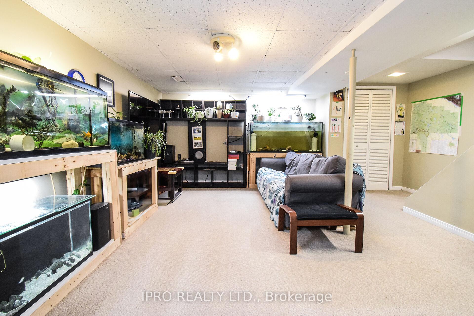 Photo 22 of 45 Brackencrest Road, St. Catharines, Secord Woods — HOMEH