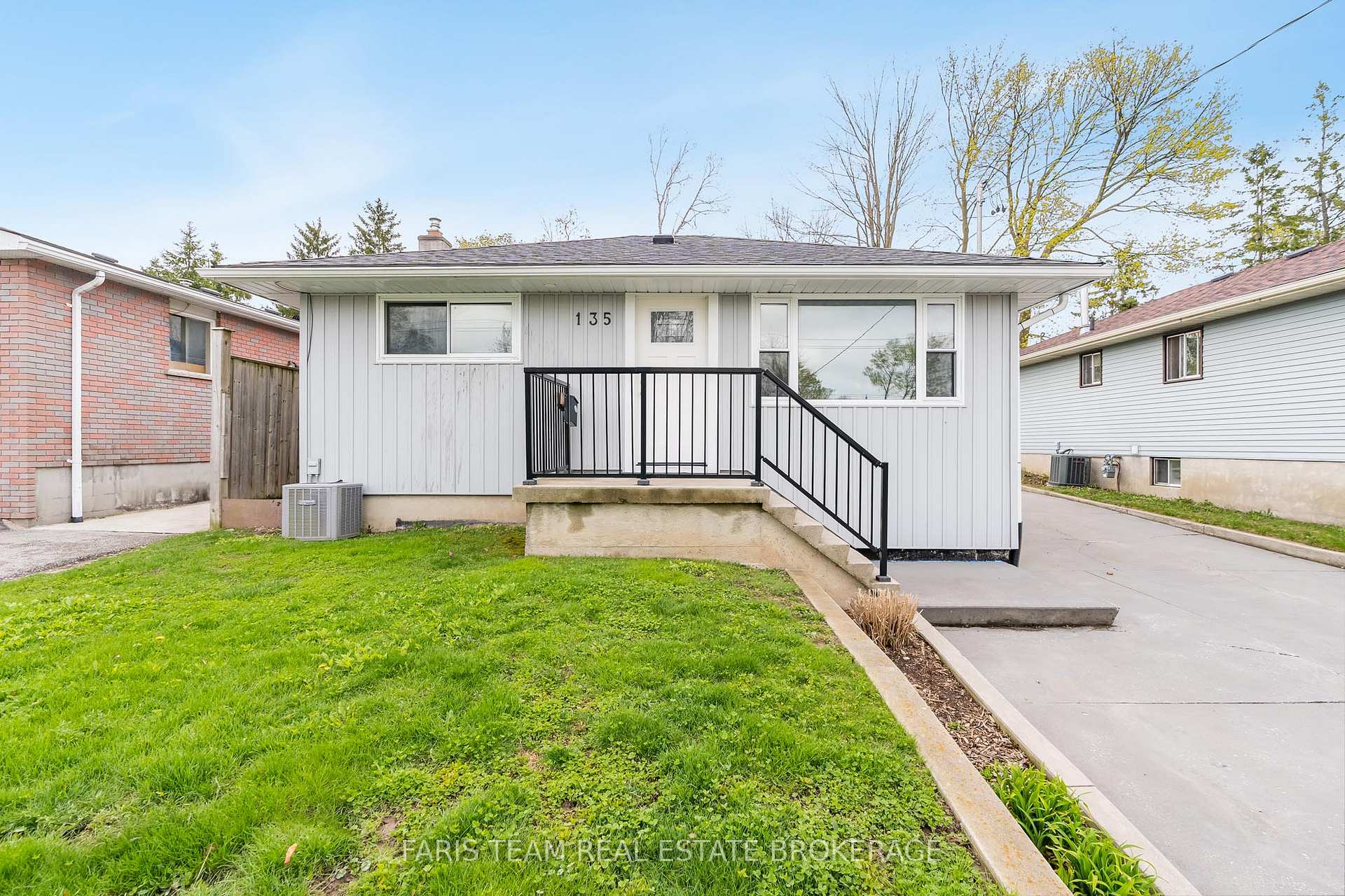 Photo 5 of 135 Gunn Street, Barrie, Wellington — HOMEH